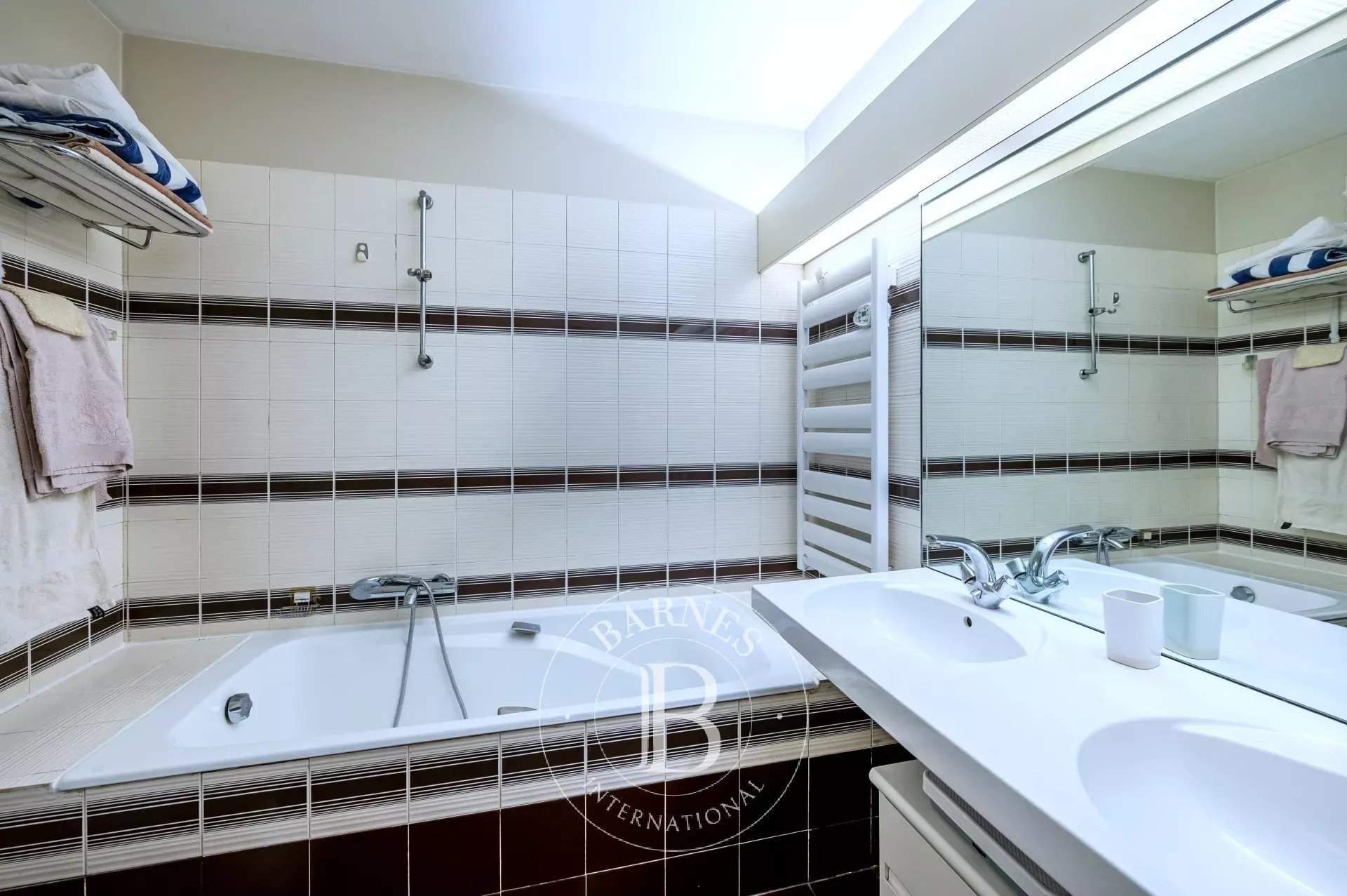 Neuilly-sur-Seine  - Appartement 4 Pi&egrave;ces 2 Chambres - picture 9