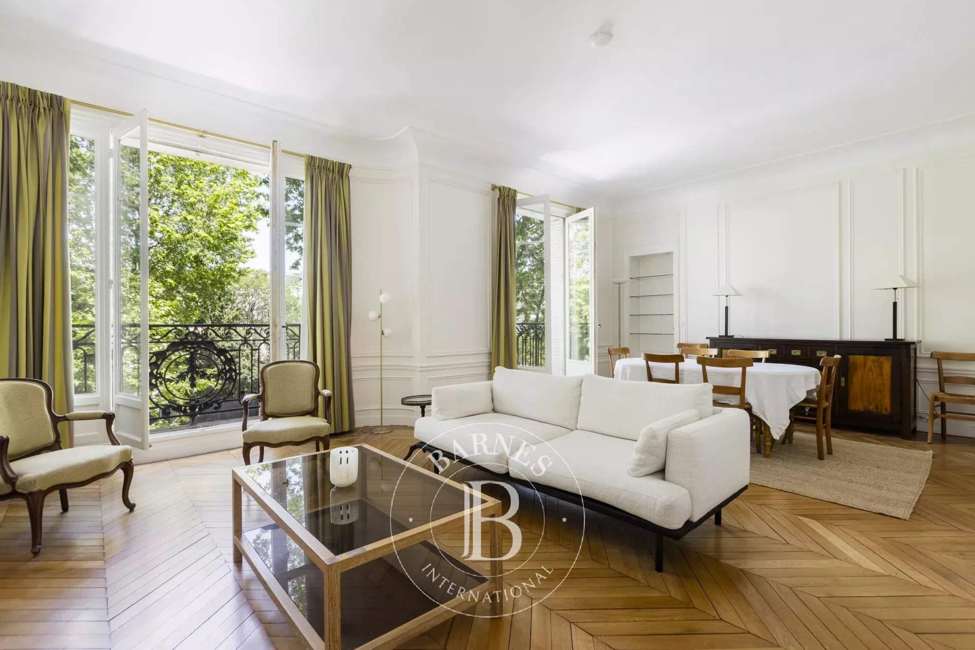 Neuilly-sur-Seine  - Appartement 4 Pi&egrave;ces 2 Chambres - picture 1