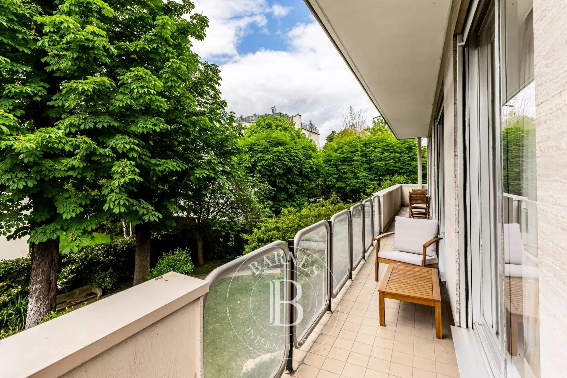 Neuilly-sur-Seine  - Apartment 3 Bedrooms - picture 11