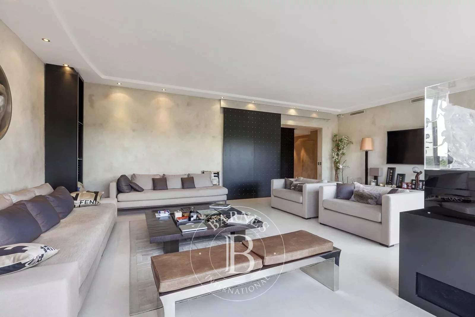 Neuilly-sur-Seine  - Piso 6 Cuartos 3 Habitaciones - picture 12