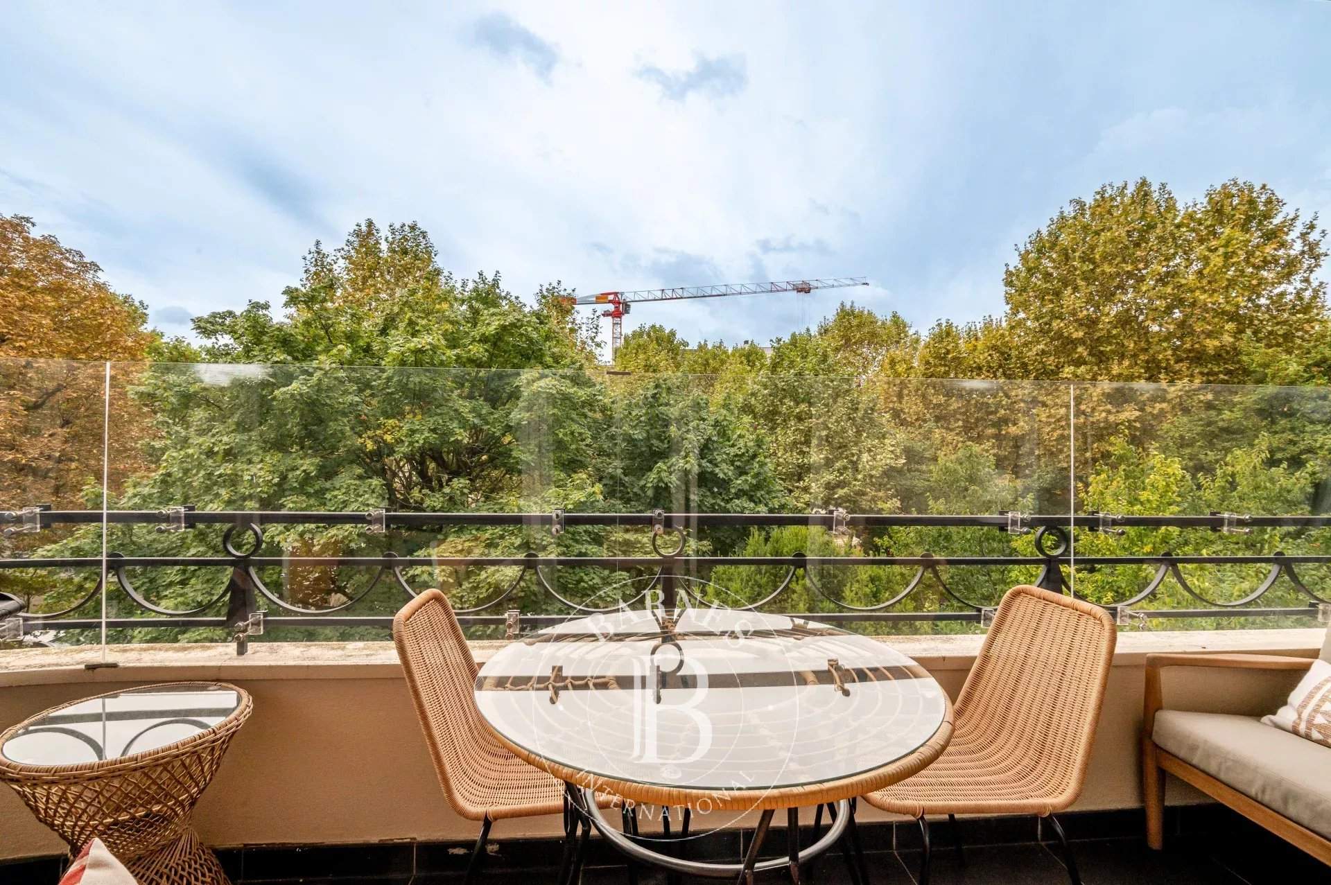 Neuilly-sur-Seine  - Piso 5 Cuartos 3 Habitaciones - picture 9