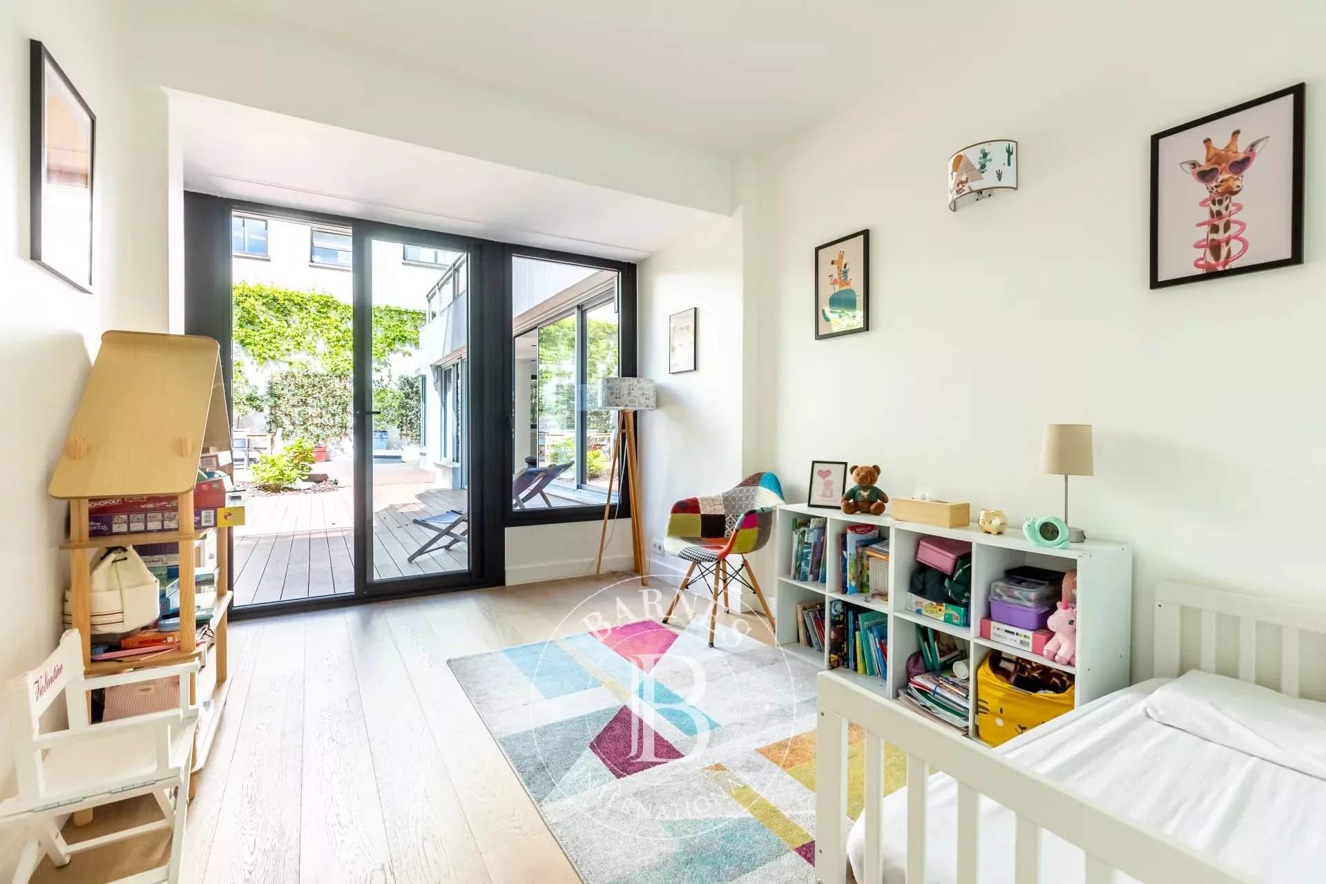 Neuilly-sur-Seine  - Appartement 5 Pi&egrave;ces 3 Chambres - picture 11