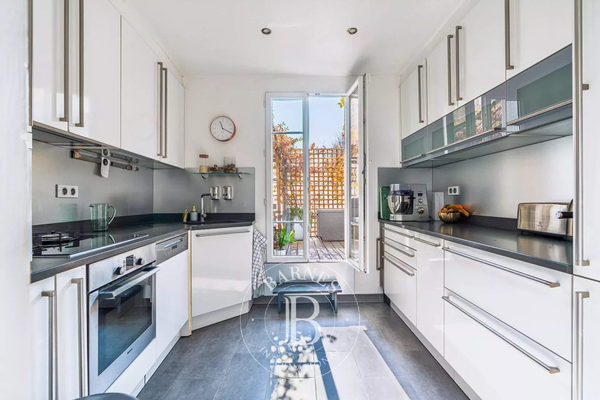 Levallois-Perret  - Apartment  - picture 8