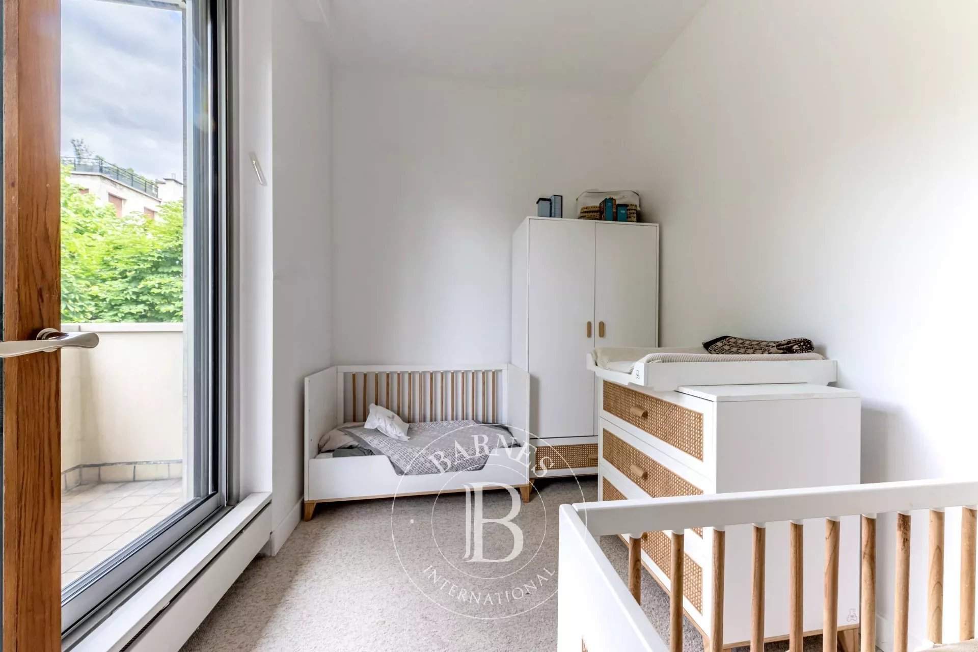 Neuilly-sur-Seine  - Apartment 3 Bedrooms - picture 10