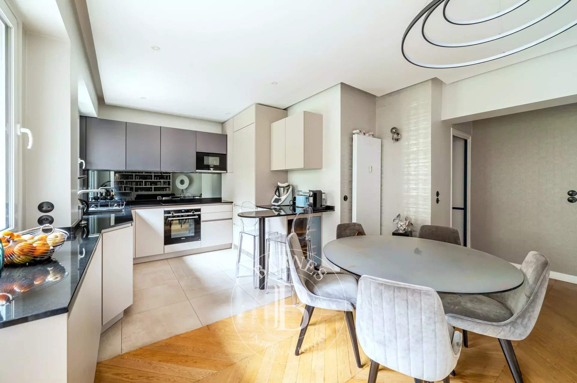 Neuilly-sur-Seine  - Apartment 3 Bedrooms - picture 10