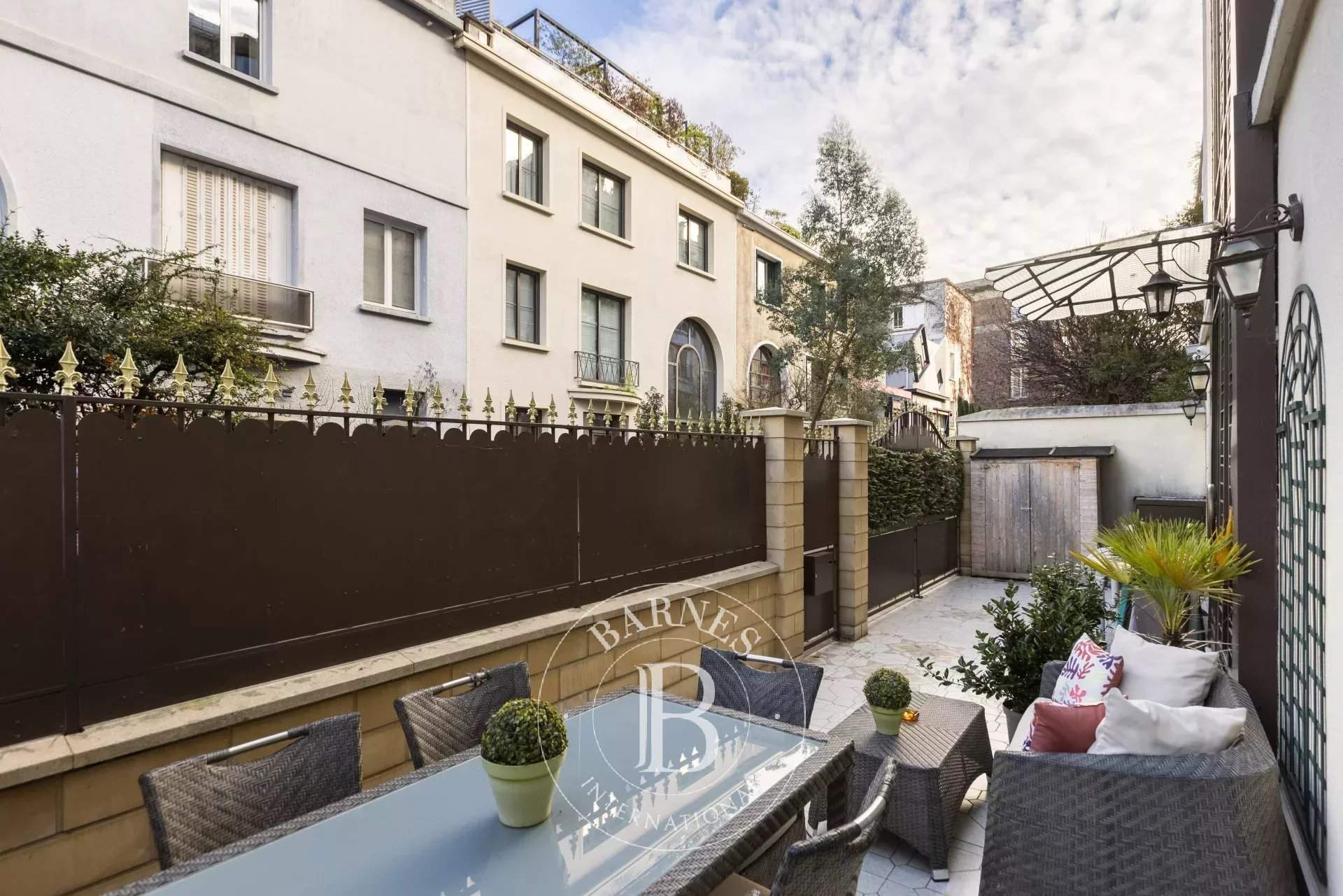 Neuilly-sur-Seine  - Maison 10 Pi&egrave;ces 5 Chambres - picture 2