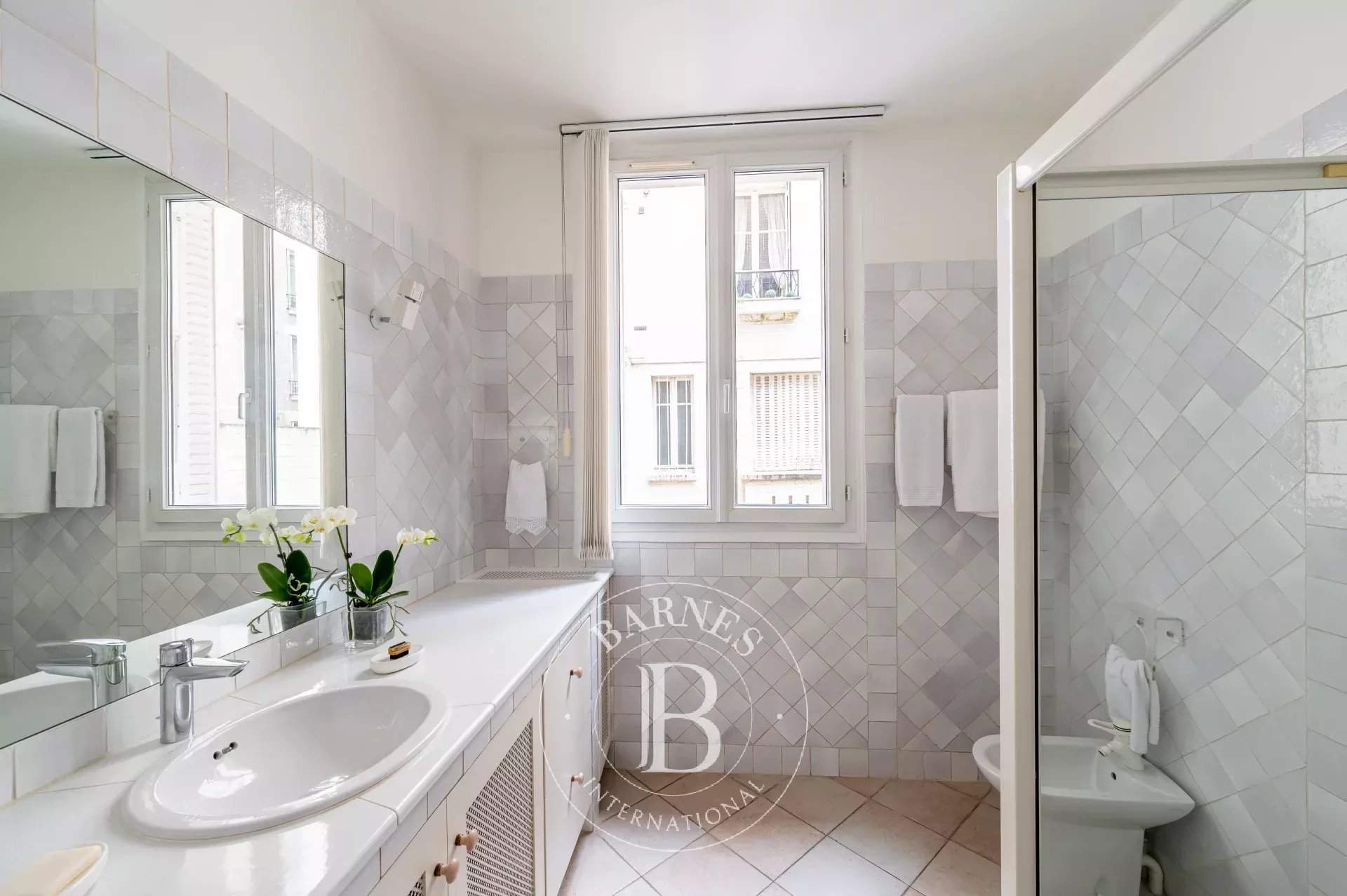 Neuilly-sur-Seine  - Piso 5 Cuartos 3 Habitaciones - picture 6