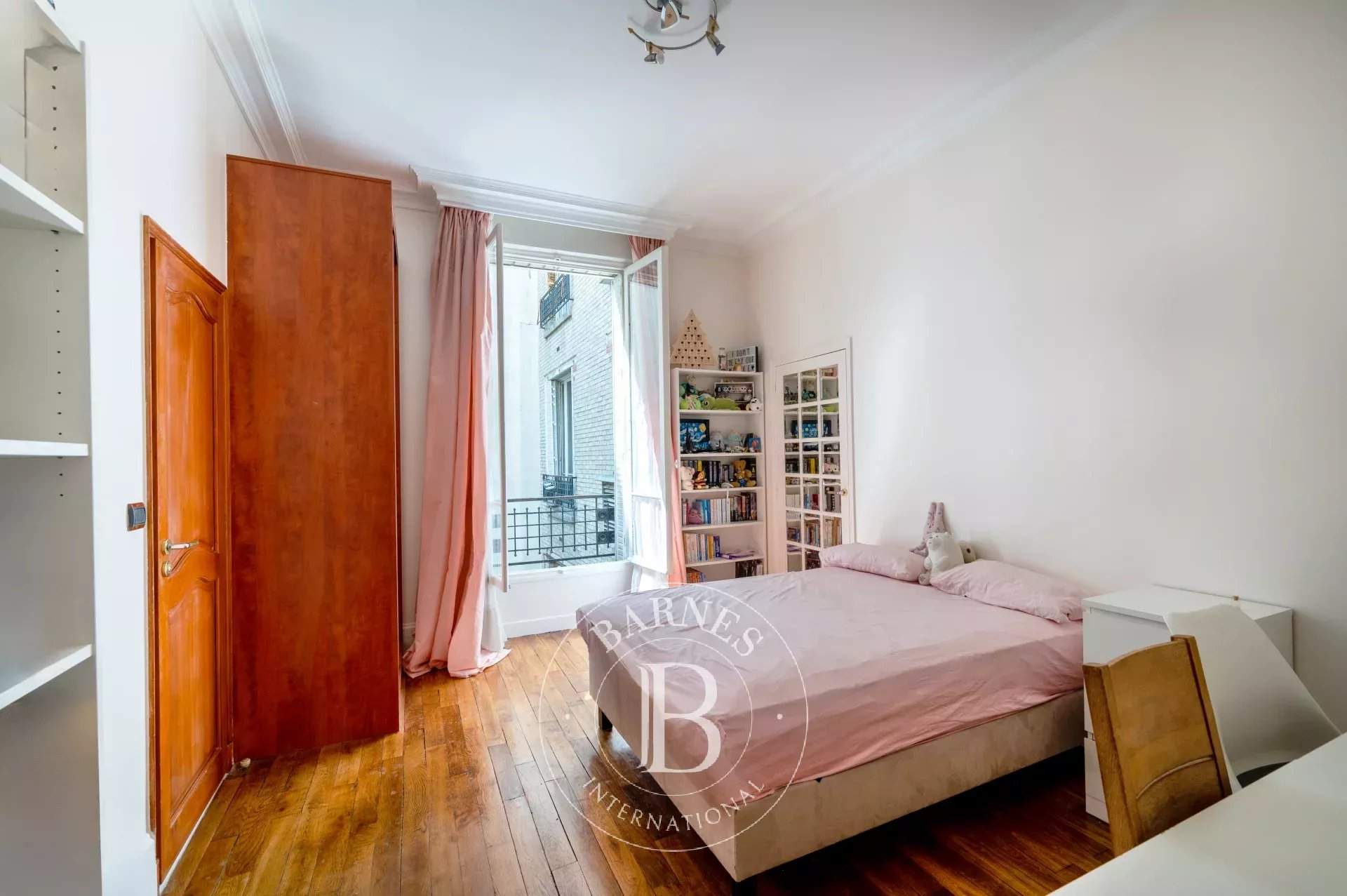Neuilly-sur-Seine  - Appartement 6 Pièces 4 Chambres - picture 13