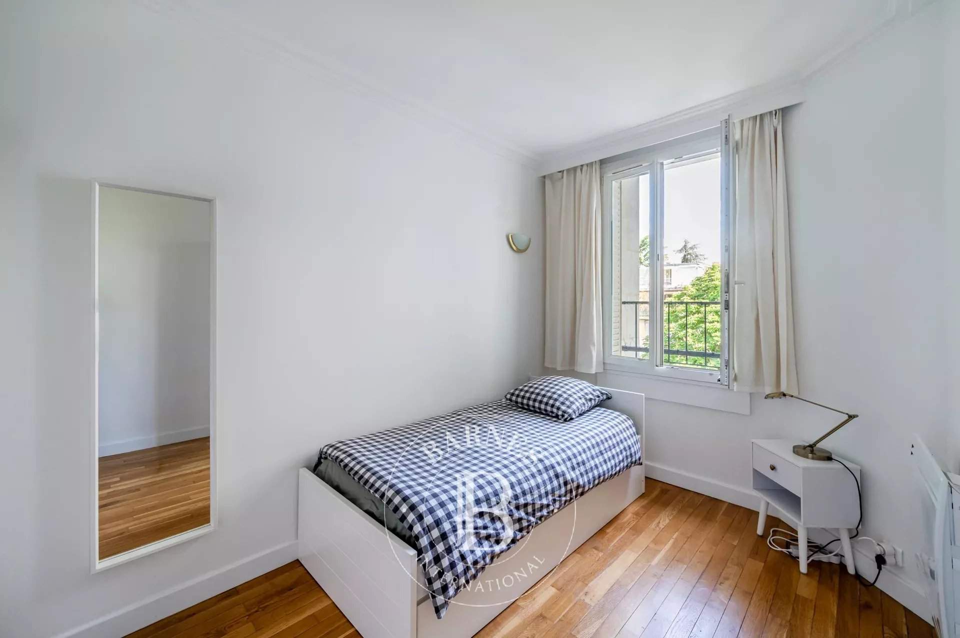 Neuilly-sur-Seine  - Piso 5 Cuartos 3 Habitaciones - picture 14