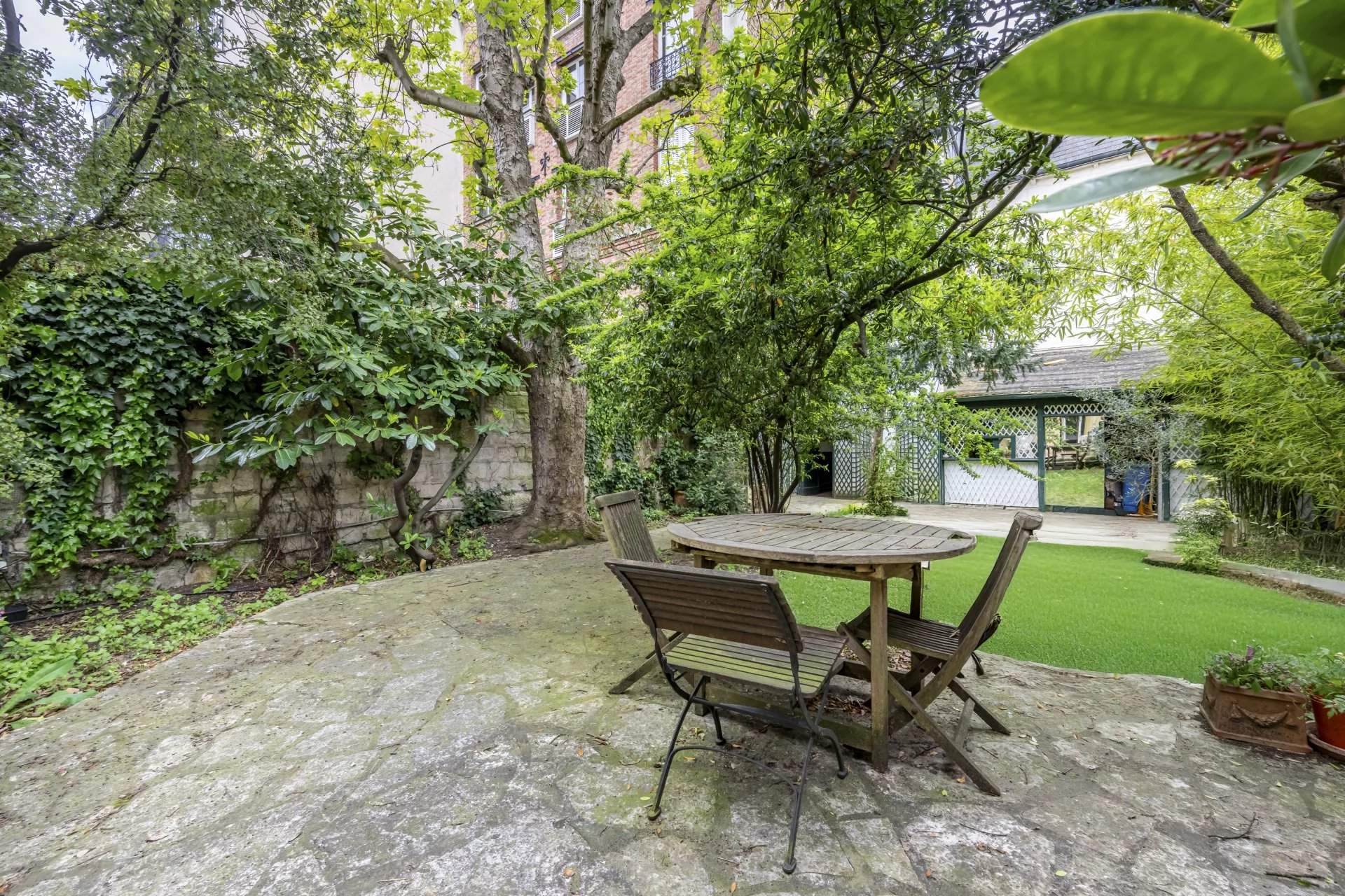 Neuilly-sur-Seine  - Maison 7 Pièces 5 Chambres - picture 12