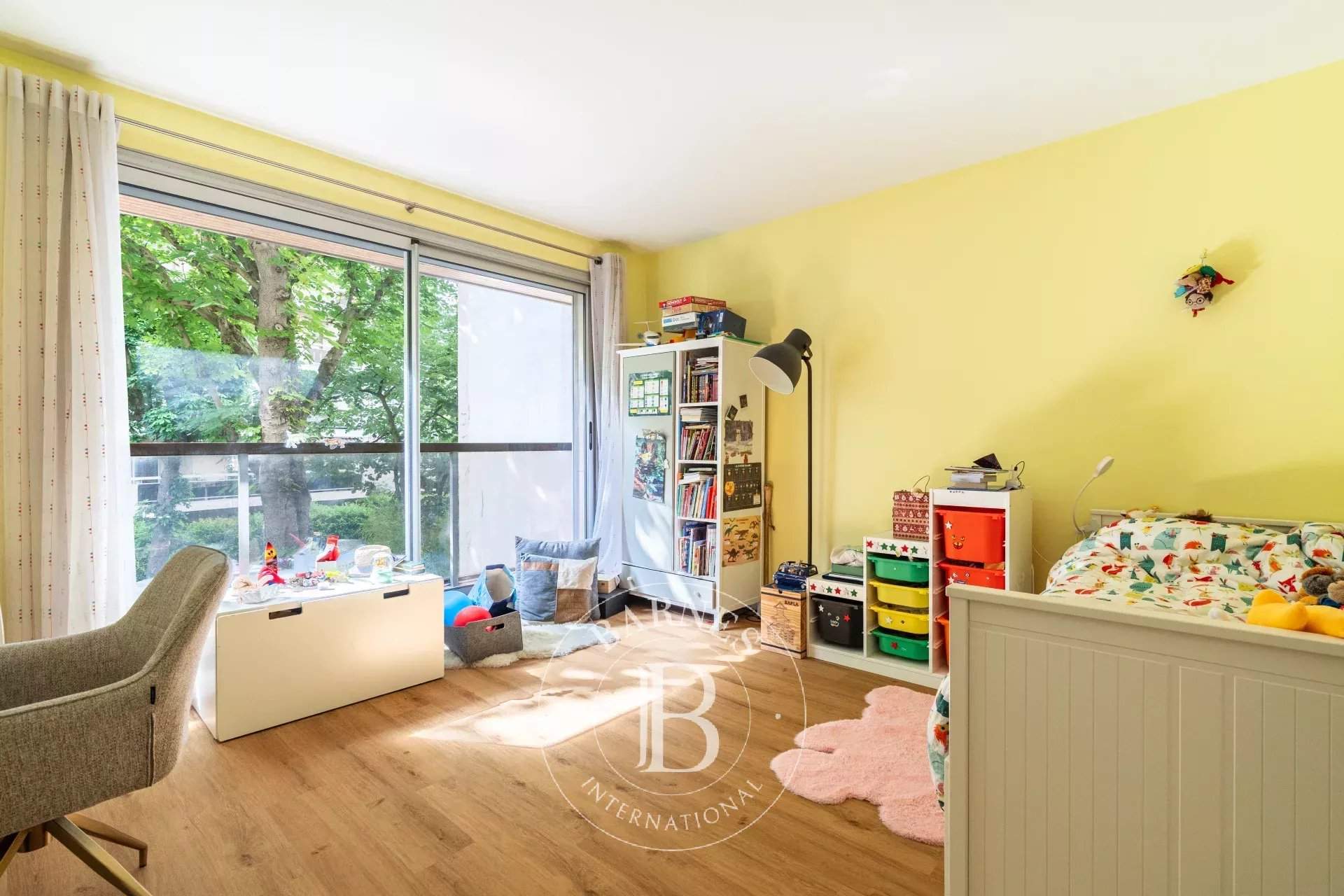 Neuilly-sur-Seine  - Appartement 5 Pièces 3 Chambres - picture 10