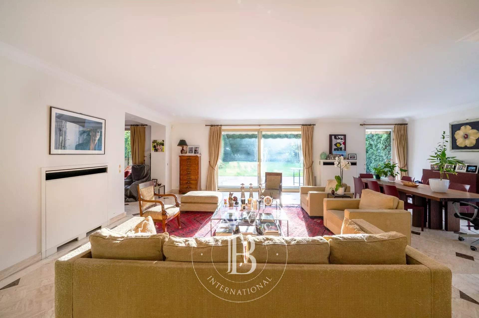 Neuilly-sur-Seine  - Apartment 5 Bedrooms - picture 10