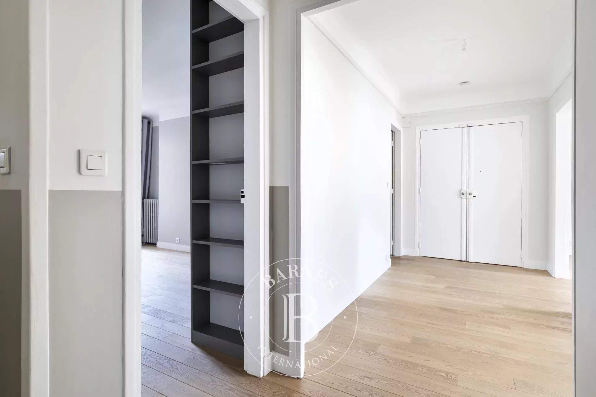 Neuilly-sur-Seine  - Apartment 3 Bedrooms - picture 9