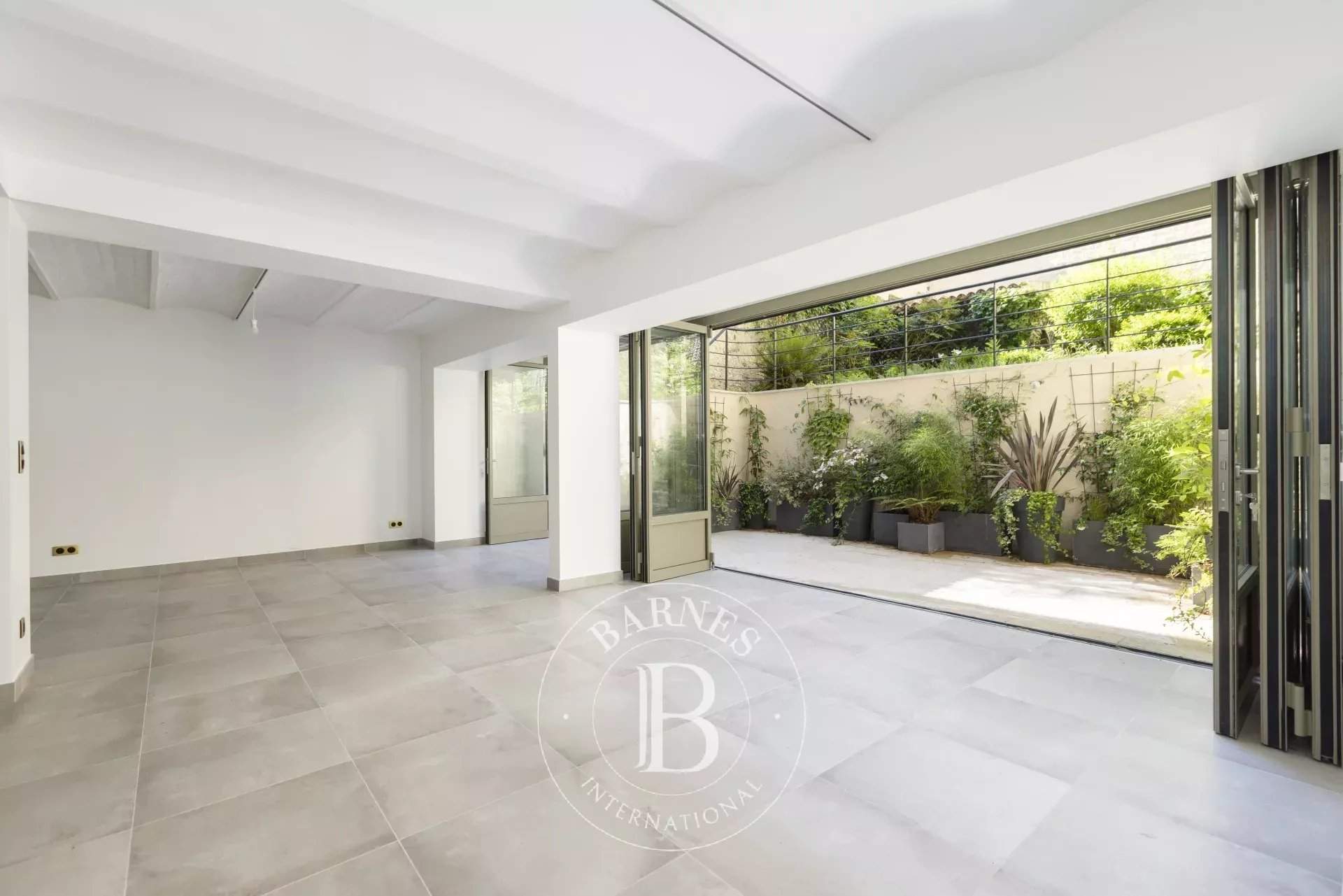 Neuilly-sur-Seine  - Mansion 8 Bedrooms - picture 16