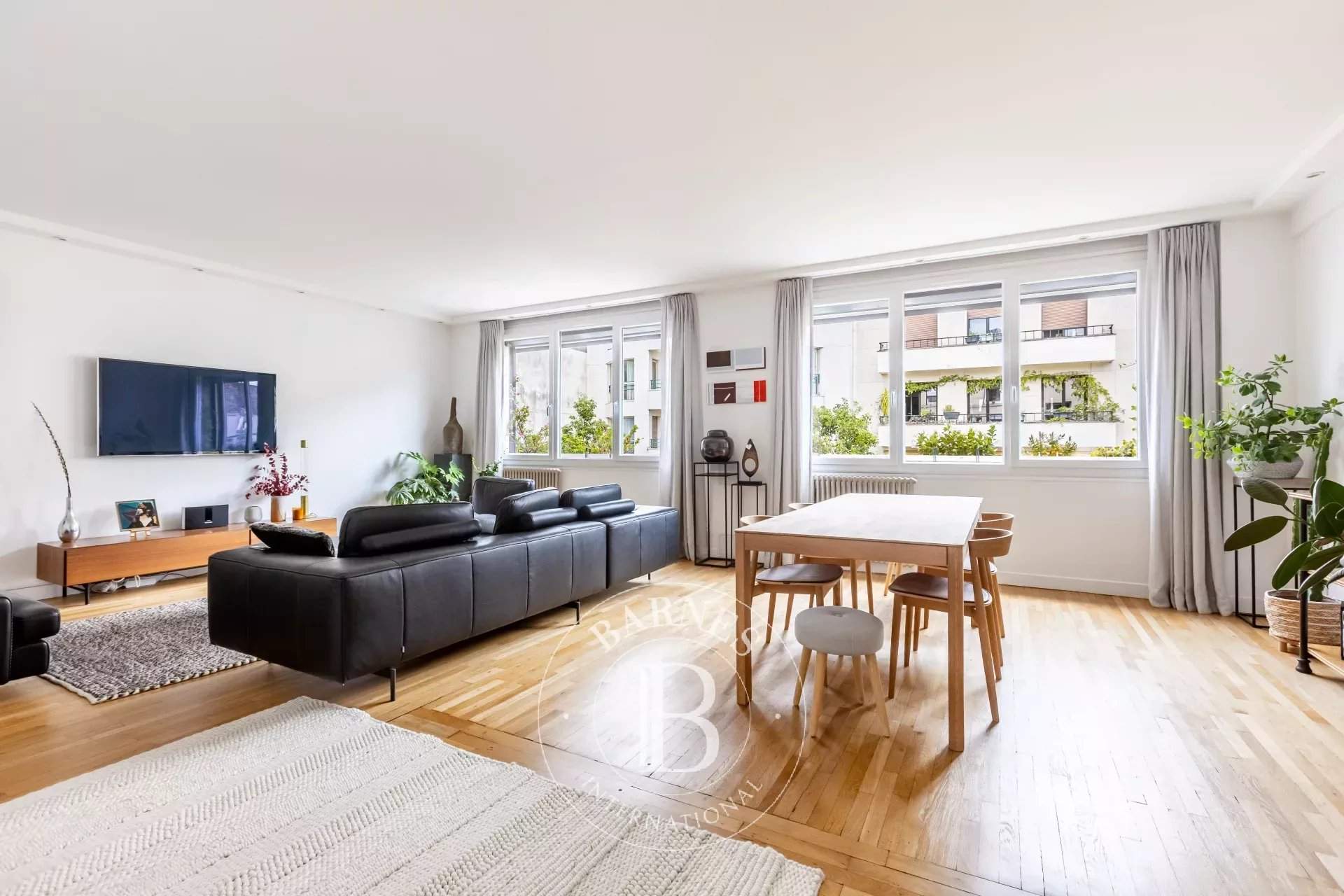 Neuilly-sur-Seine  - Appartement 4 Pi&egrave;ces 3 Chambres - picture 2