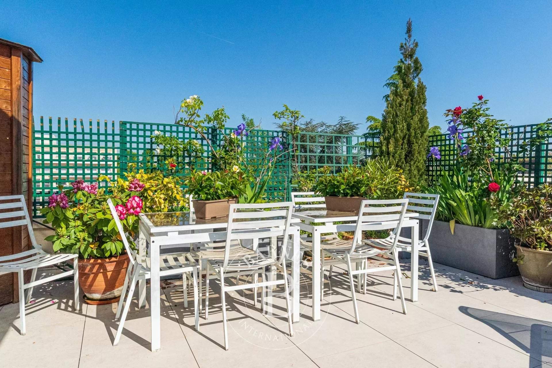 Neuilly-sur-Seine  - Appartement 5 Pièces 3 Chambres - picture 16