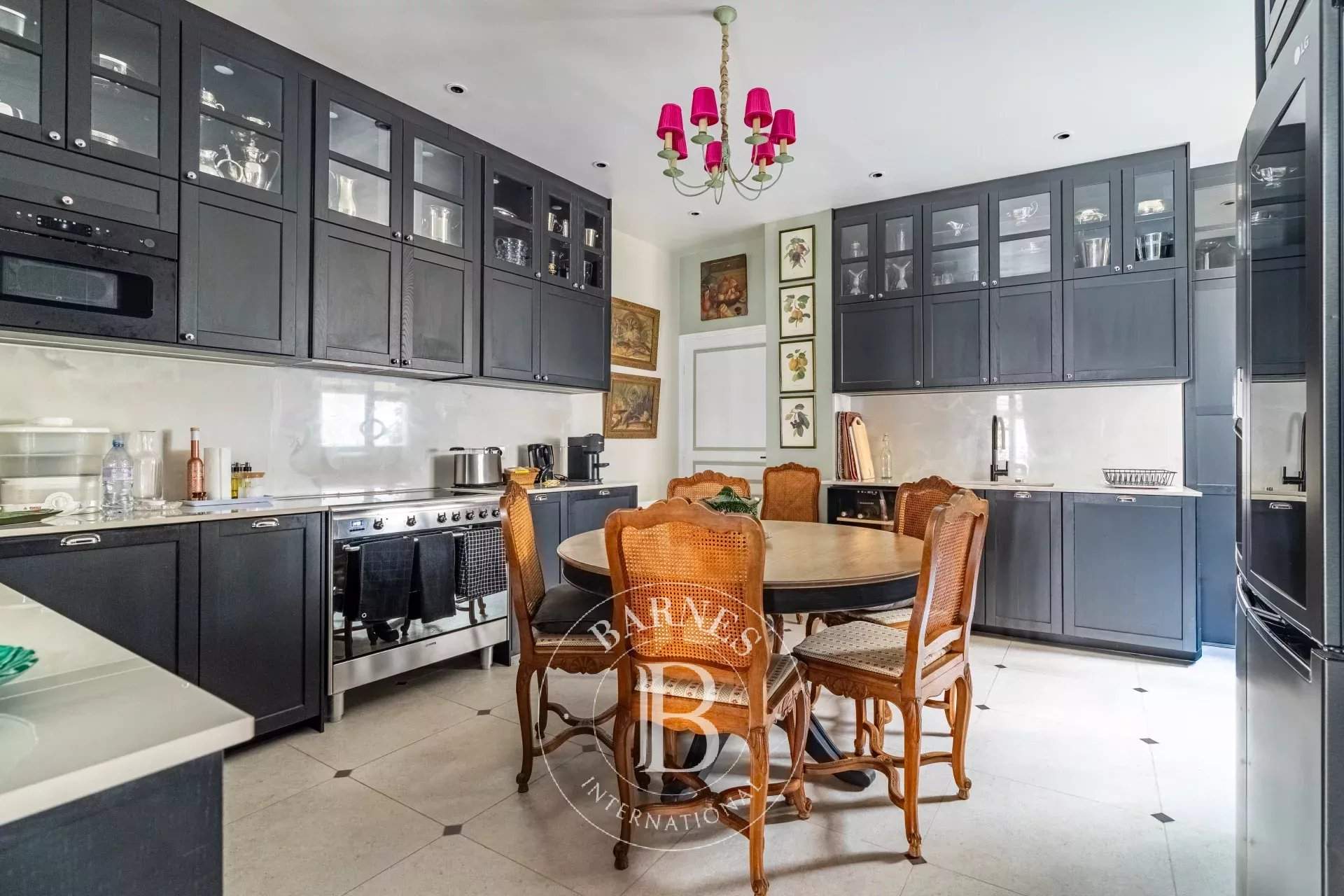 Neuilly-sur-Seine  - Appartement 6 Pièces 3 Chambres - picture 14