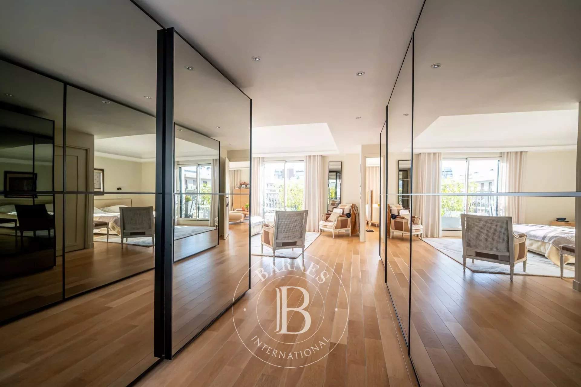 Neuilly-sur-Seine  - Apartment 3 Bedrooms - picture 11