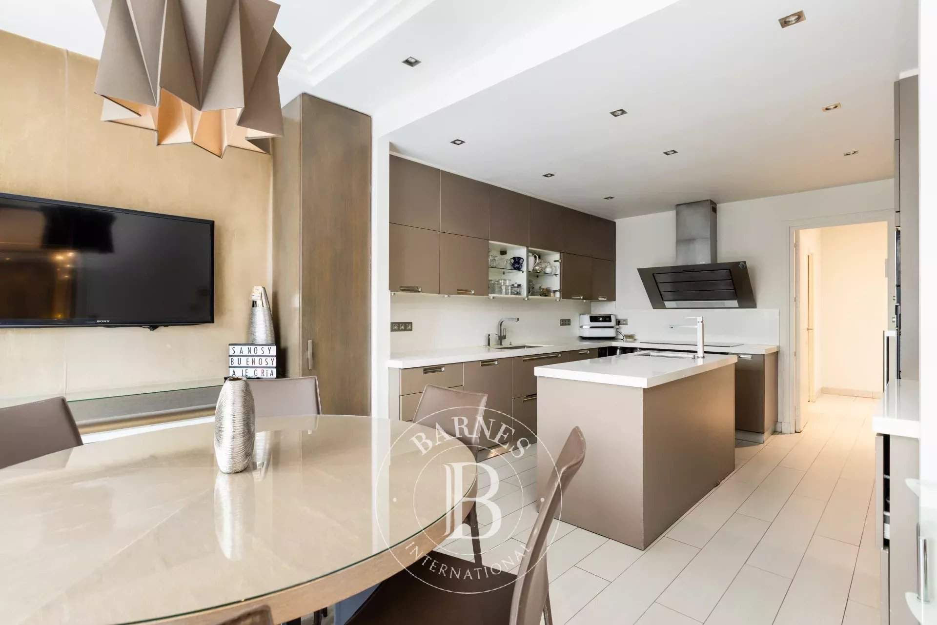 Neuilly-sur-Seine  - House 5 Bedrooms - picture 11