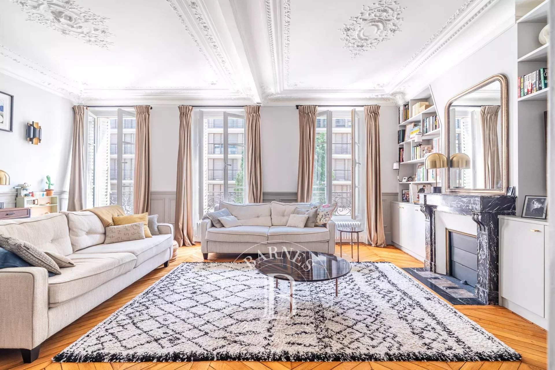 Neuilly-sur-Seine  - Apartment 3 Bedrooms - picture 2