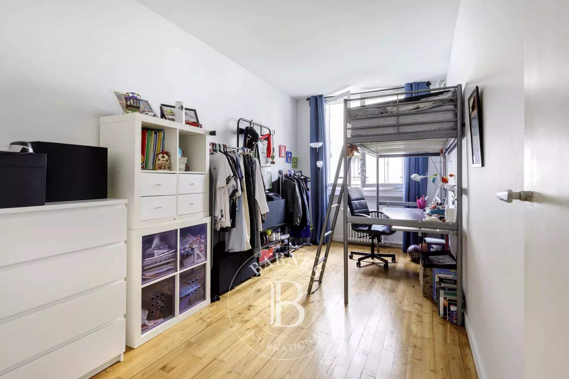 Neuilly-sur-Seine  - Appartement 5 Pièces 3 Chambres - picture 12