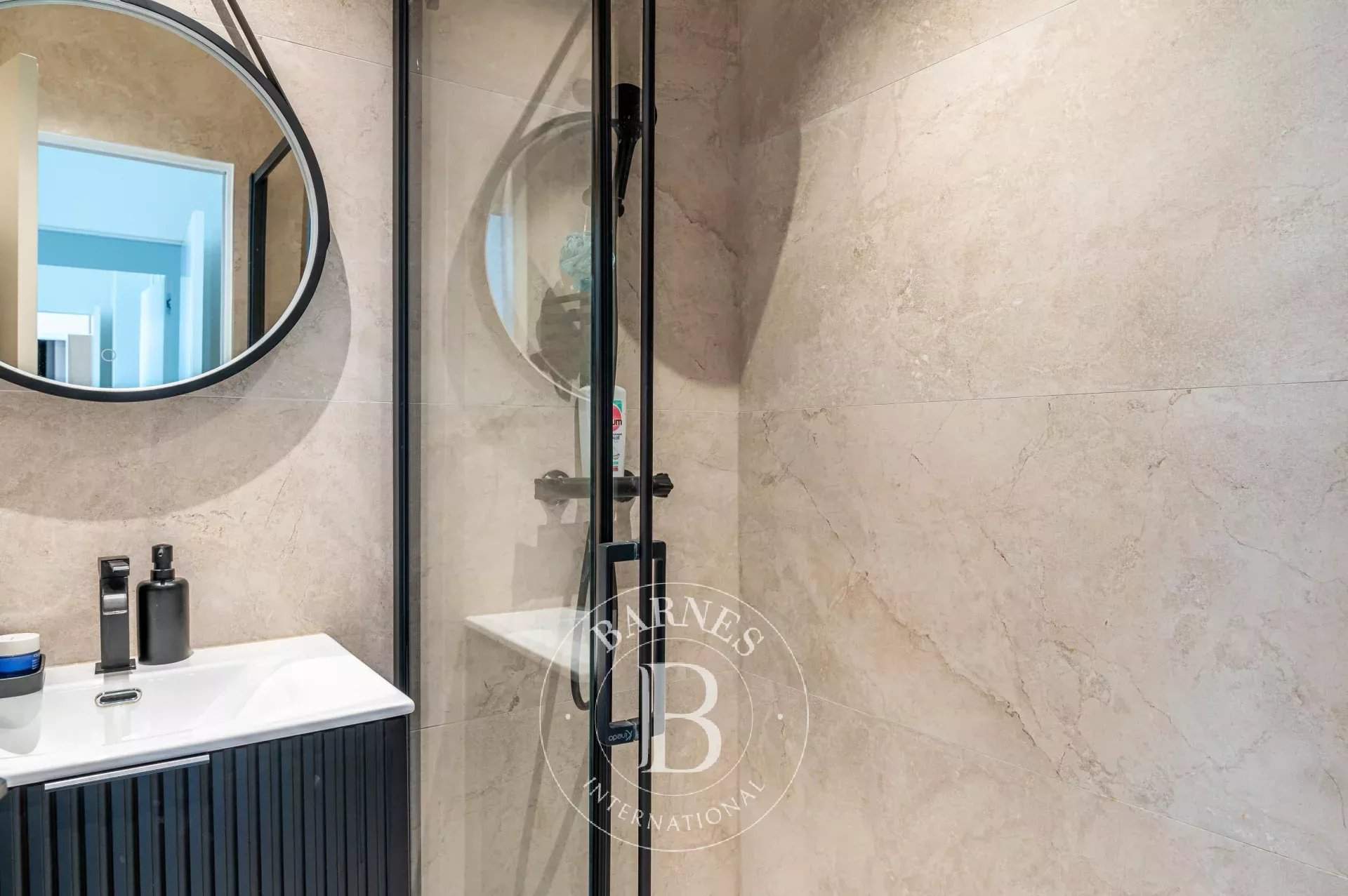 Neuilly-sur-Seine  - Piso 5 Cuartos 3 Habitaciones - picture 17