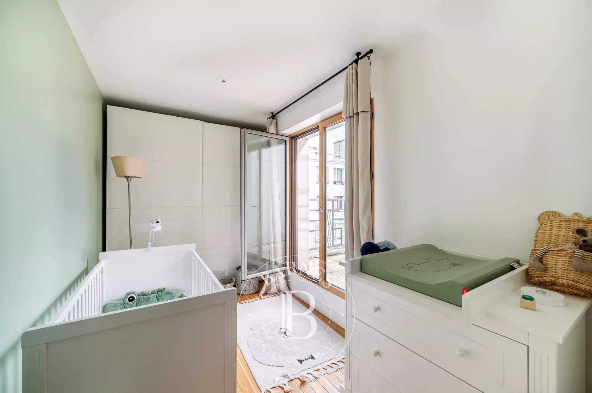 Levallois-Perret  - Apartment 3 Bedrooms - picture 12