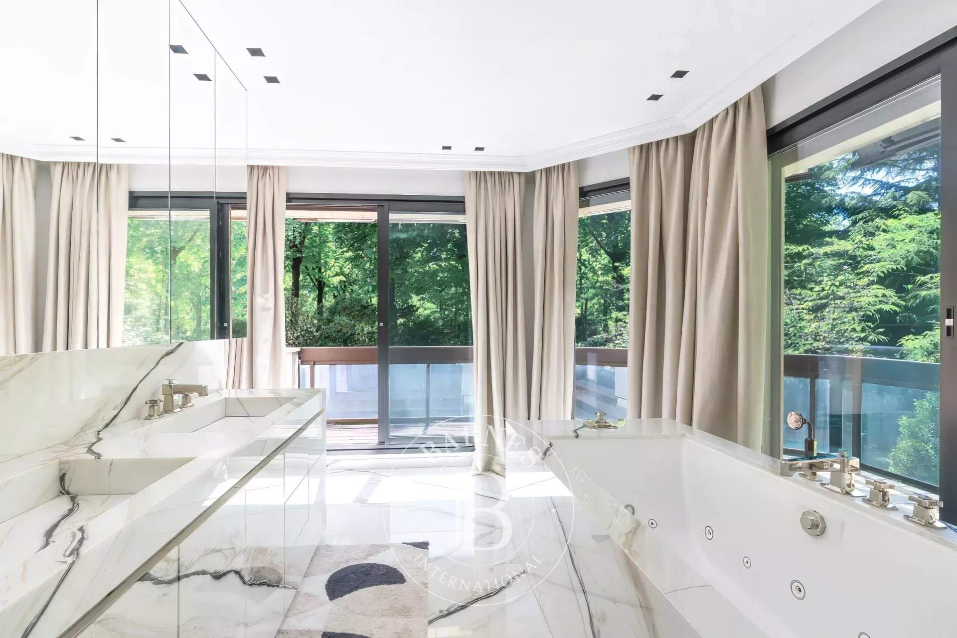 Neuilly-sur-Seine  - Piso 6 Cuartos 4 Habitaciones - picture 14