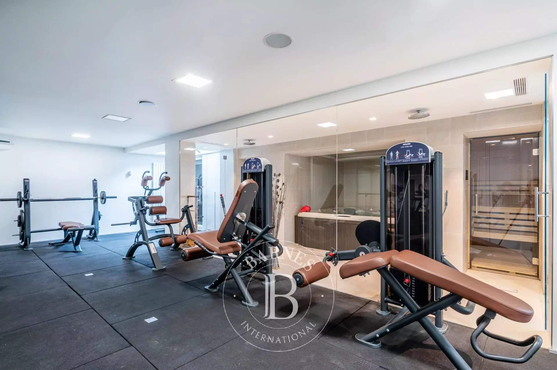 Neuilly-sur-Seine  - Mansion 5 Bedrooms - picture 14