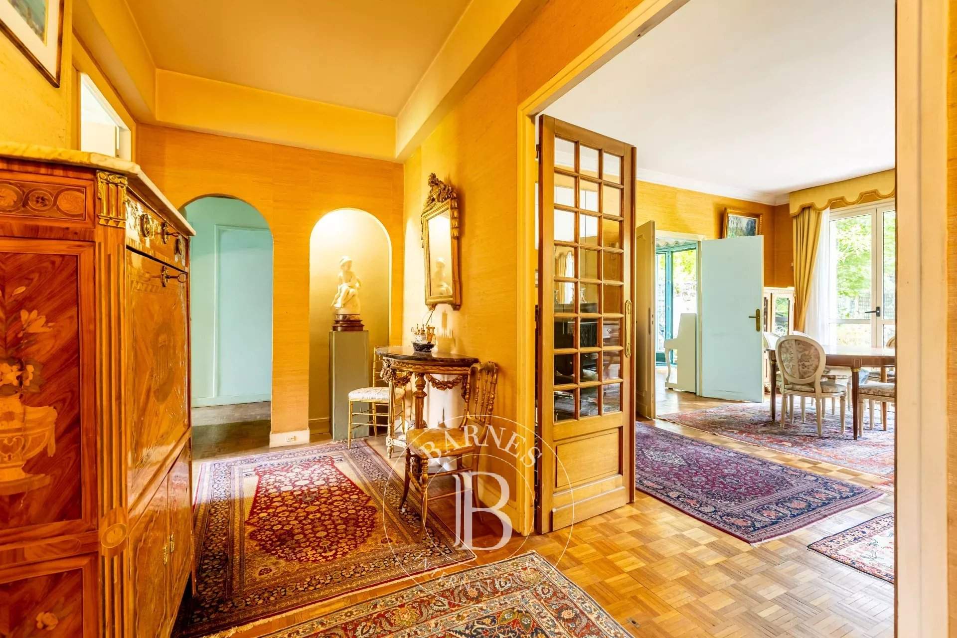 Neuilly-sur-Seine  - Apartment 3 Bedrooms - picture 9