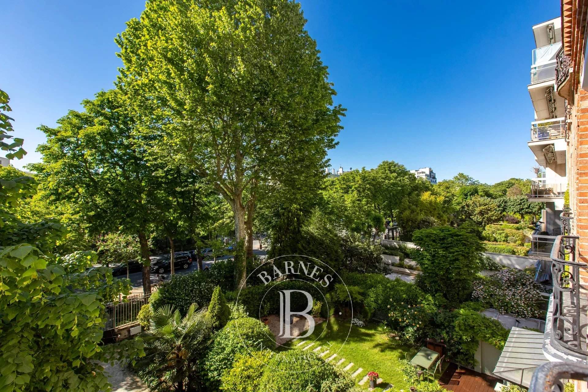 Neuilly-sur-Seine  - Apartment 4 Bedrooms - picture 1