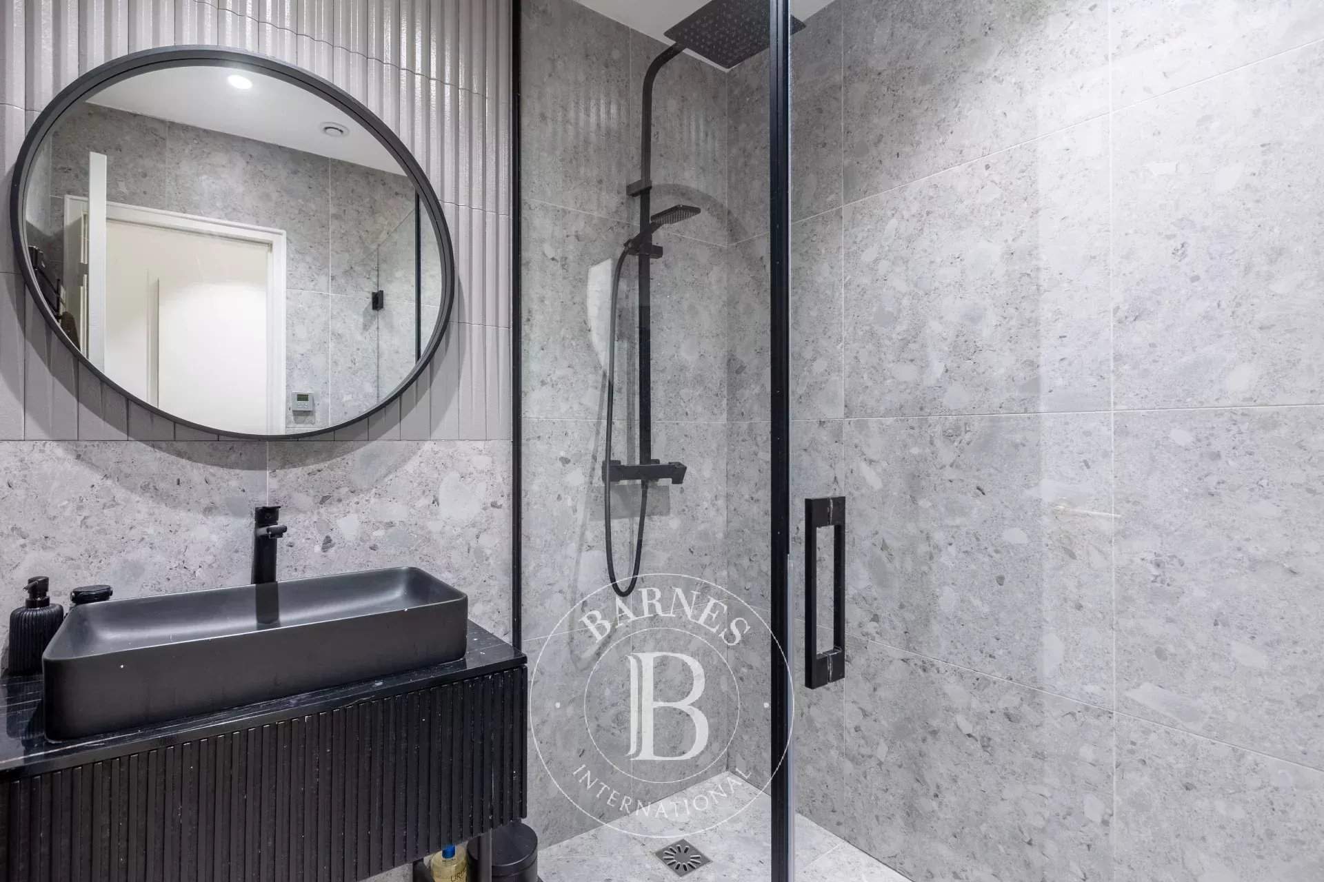 Neuilly-sur-Seine  - Piso 5 Cuartos 3 Habitaciones - picture 14
