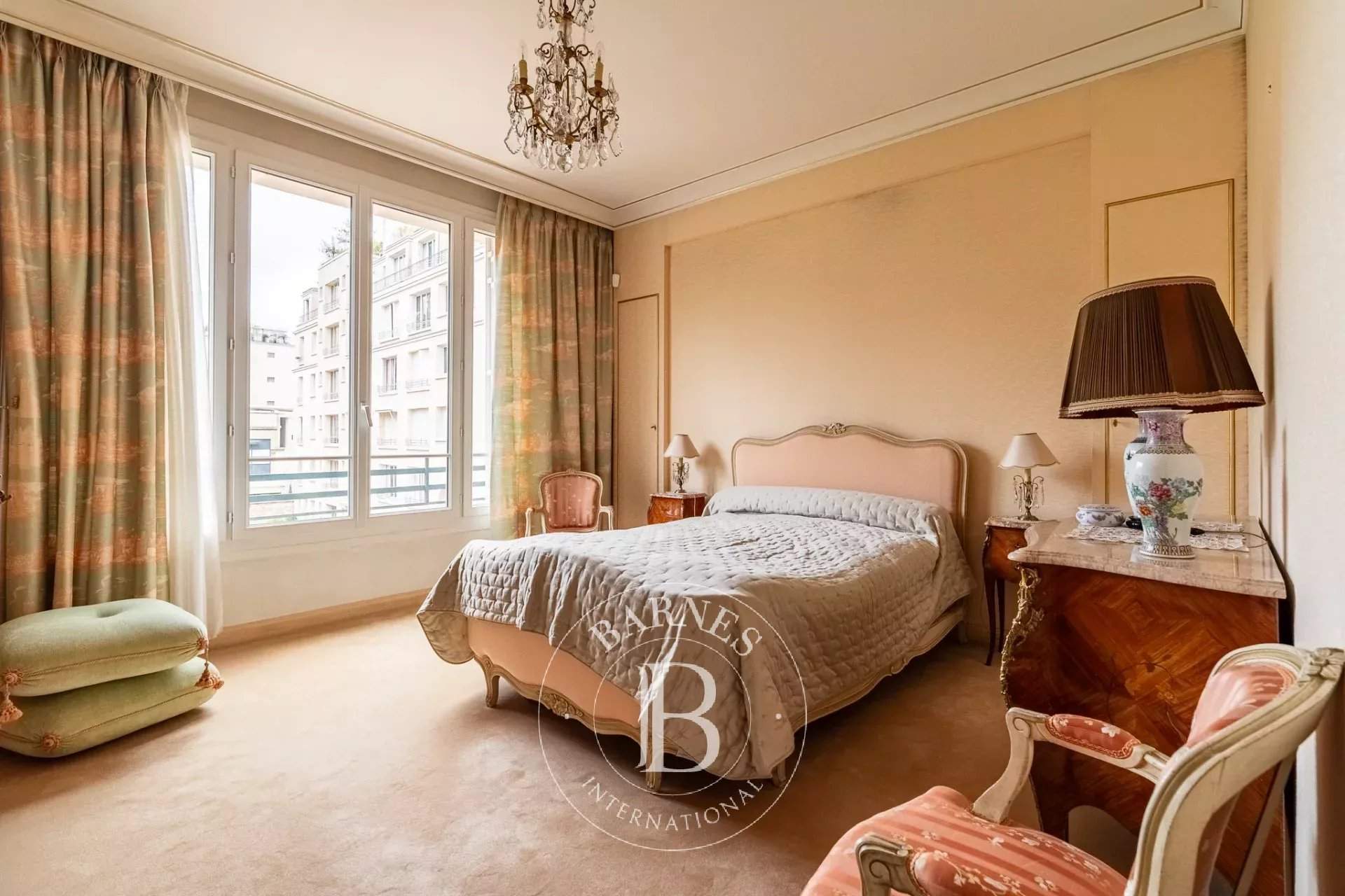 Neuilly-sur-Seine  - Appartement 6 Pièces 3 Chambres - picture 19