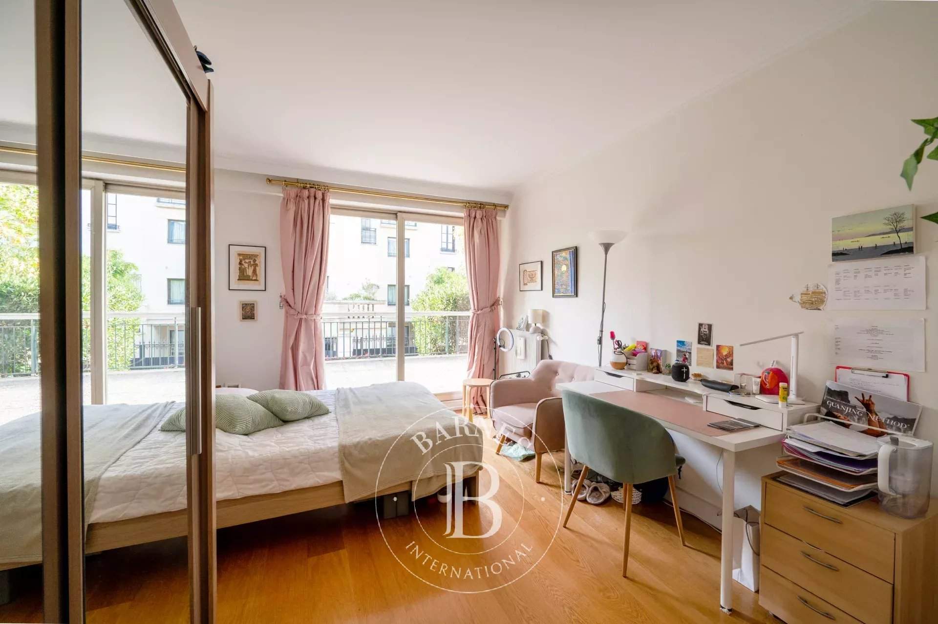 Neuilly-sur-Seine  - Apartment 5 Bedrooms - picture 19