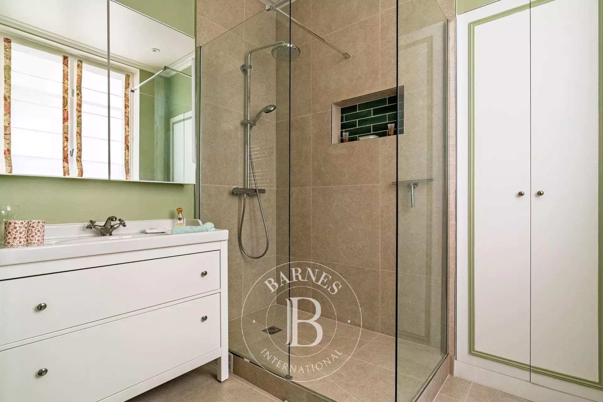 Neuilly-sur-Seine  - Appartement 6 Pièces 3 Chambres - picture 16