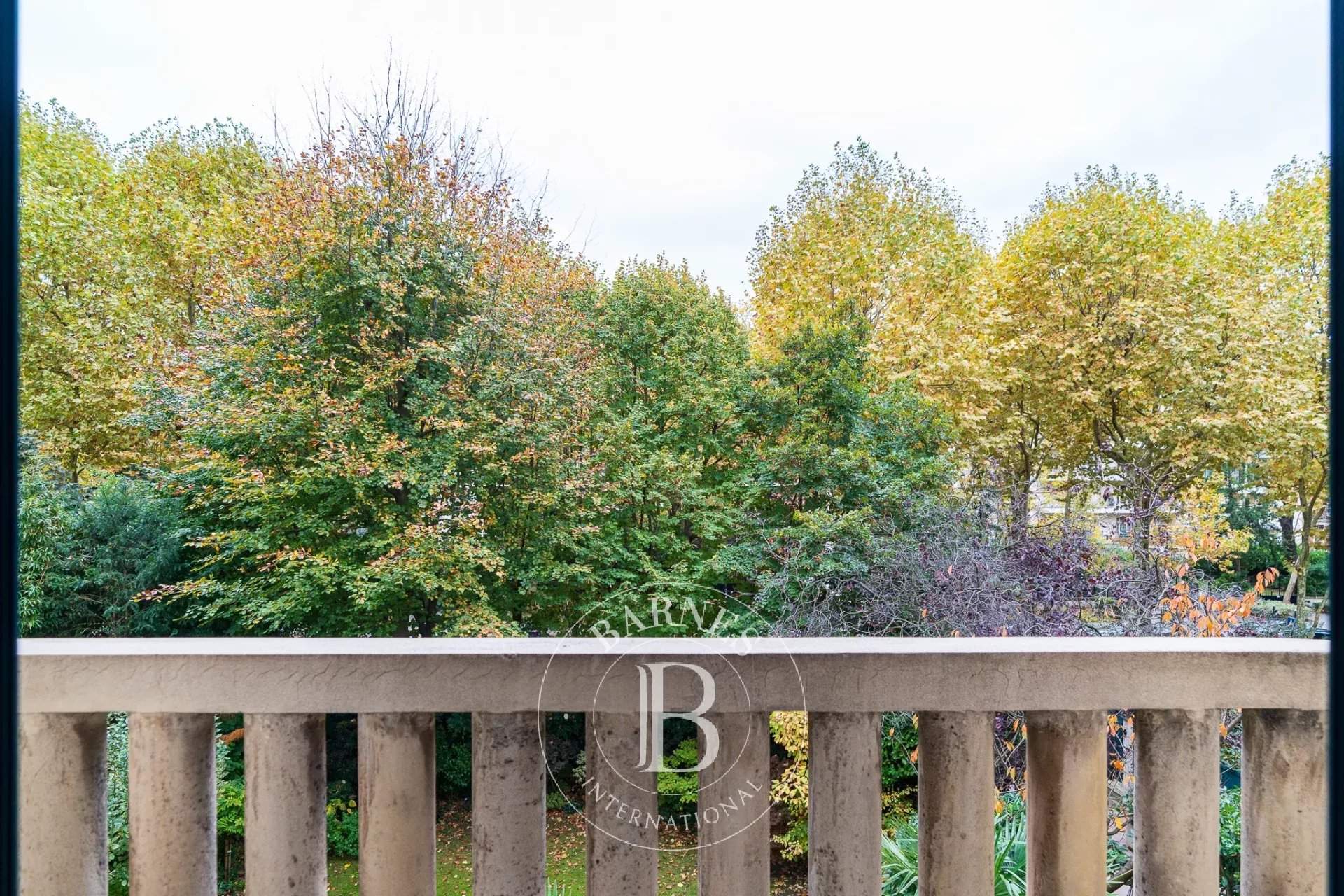 Neuilly-sur-Seine  - Appartement 6 Pièces 3 Chambres - picture 20