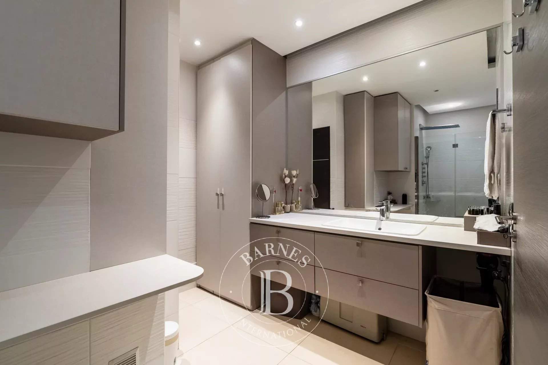 Neuilly-sur-Seine  - Apartment 3 Bedrooms - picture 19