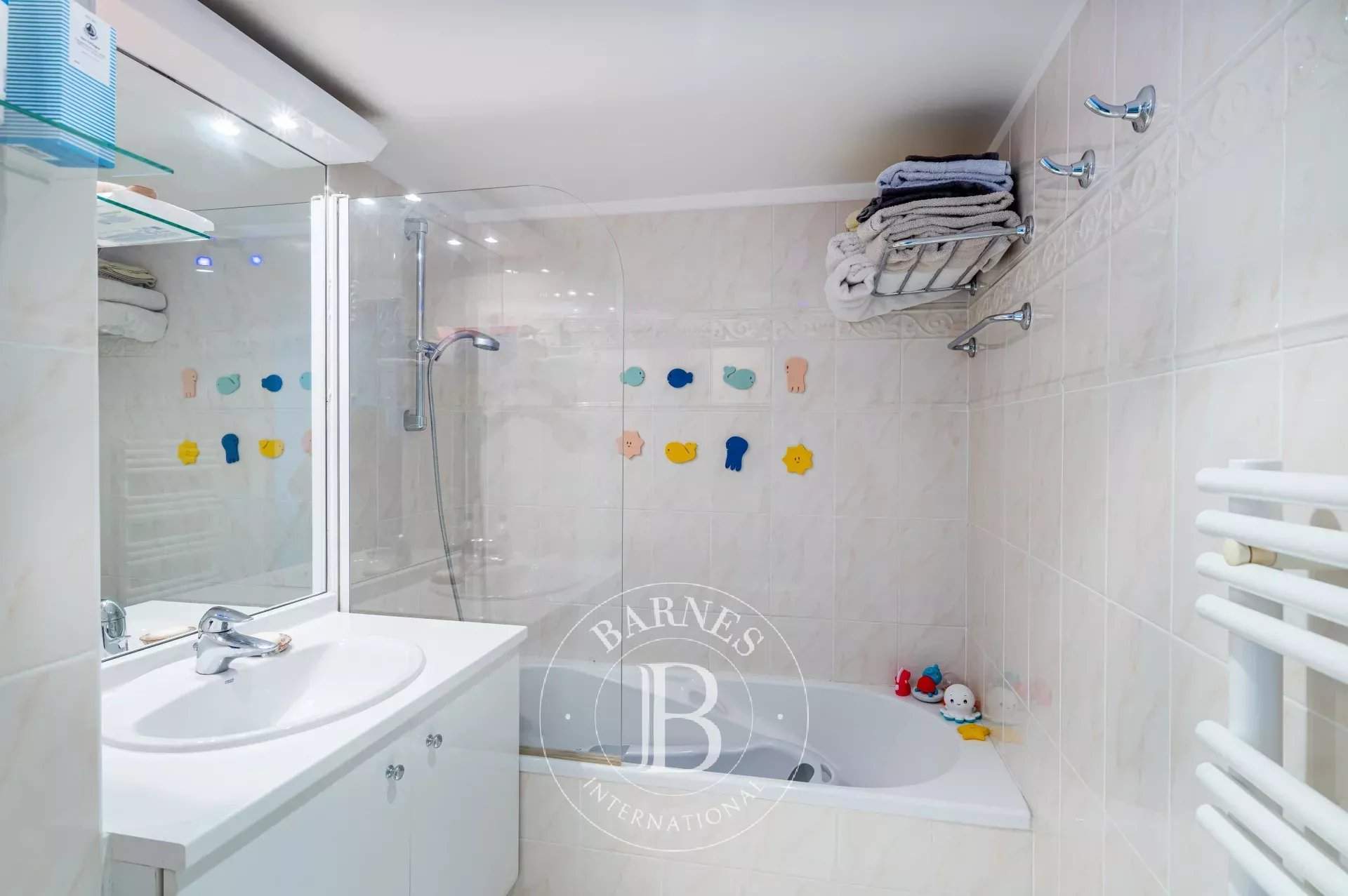 Levallois-Perret  - Apartment 3 Bedrooms - picture 13