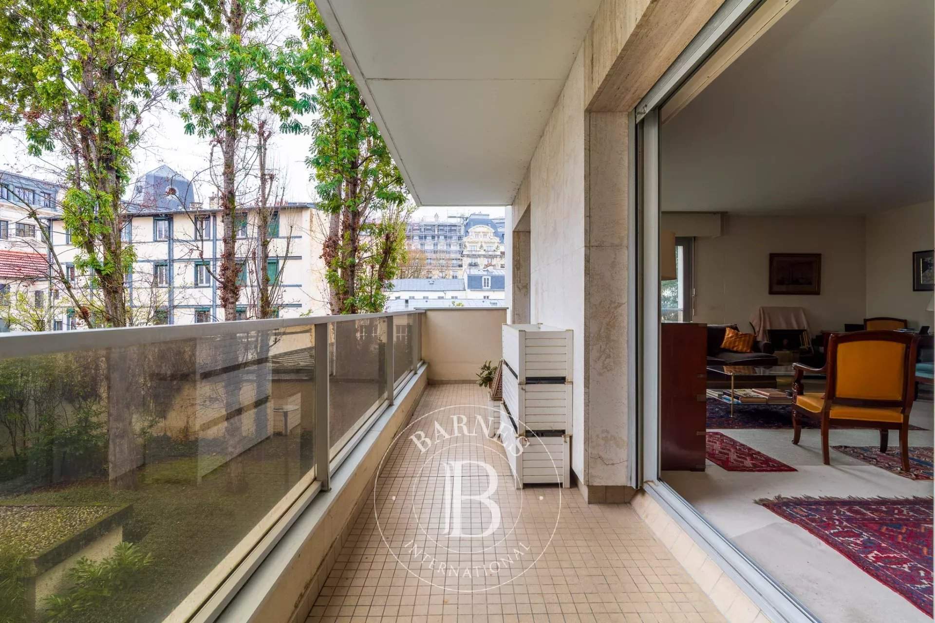 Neuilly-sur-Seine  - Apartment 3 Bedrooms - picture 3