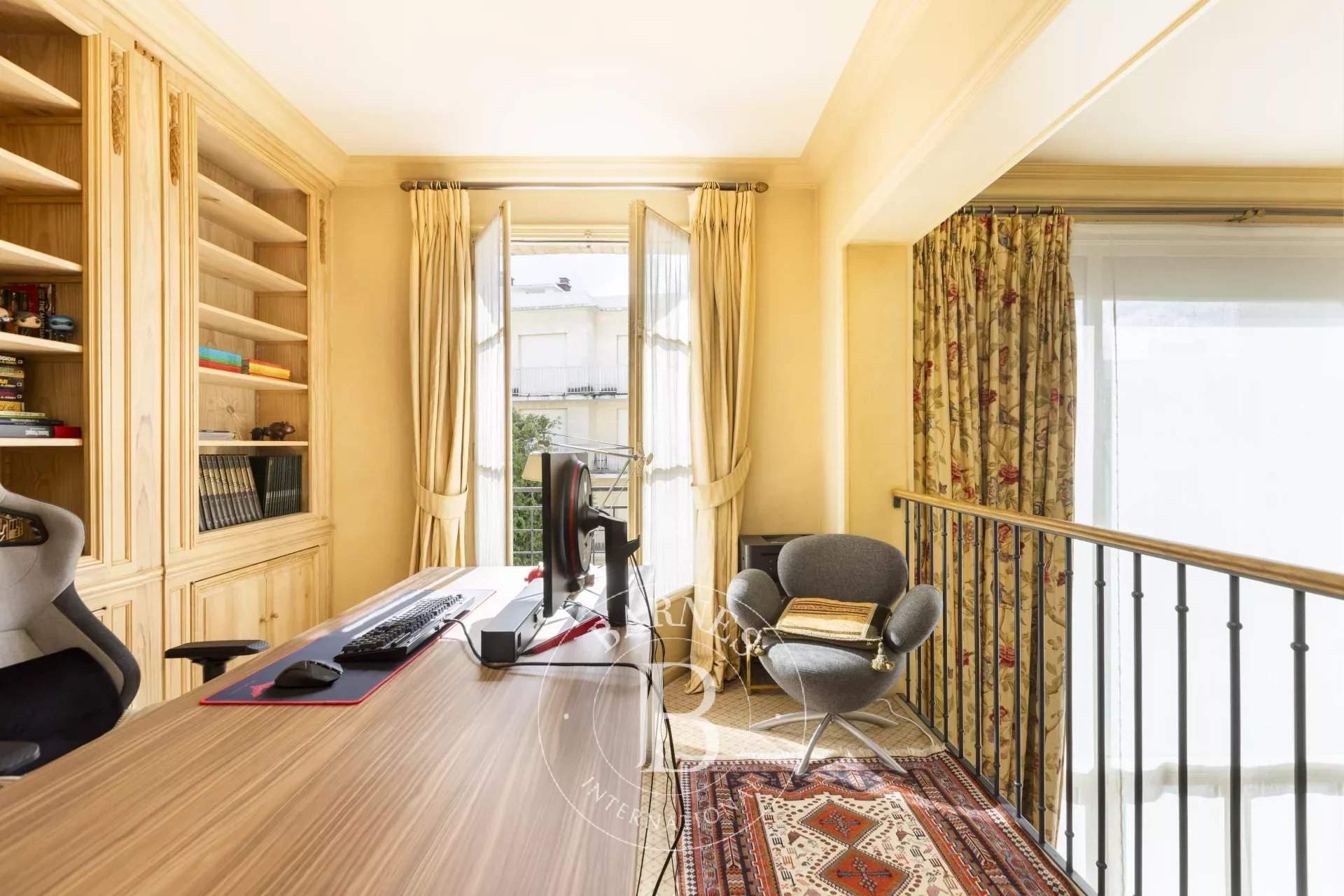 Neuilly-sur-Seine  - House 5 Bedrooms - picture 18