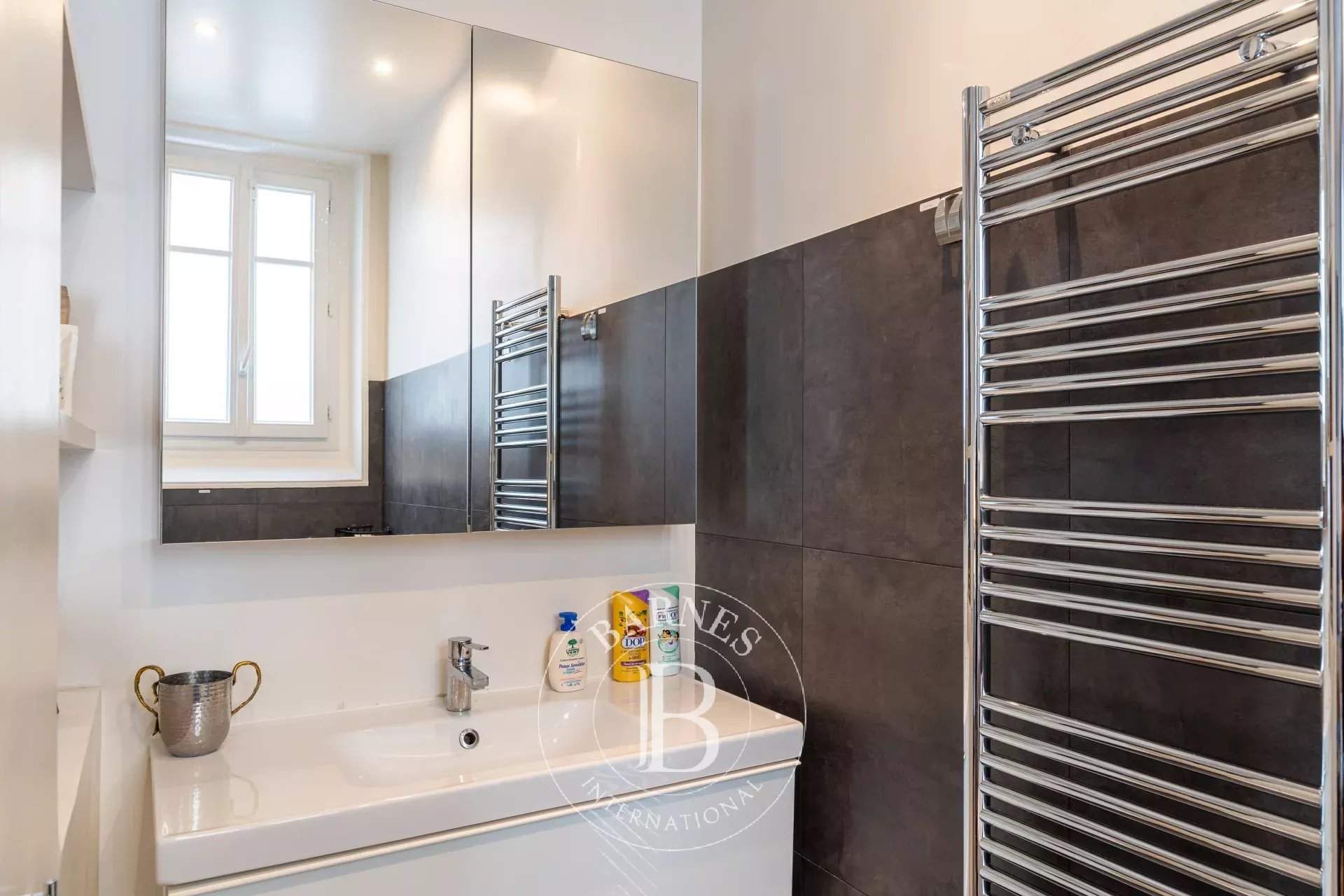 Neuilly-sur-Seine  - Apartment 3 Bedrooms - picture 12