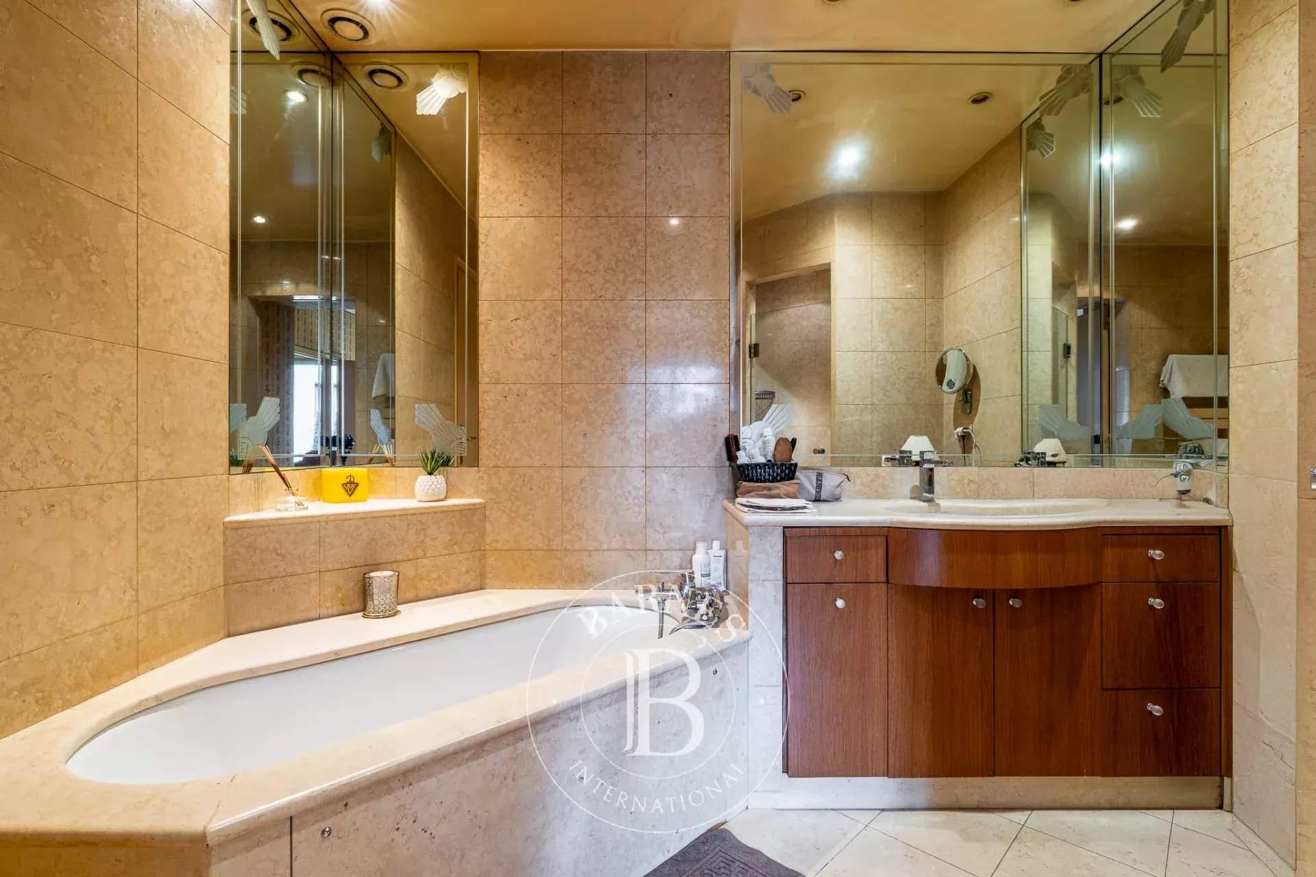 Neuilly-sur-Seine  - Appartement 5 Pi&egrave;ces 4 Chambres - picture 11