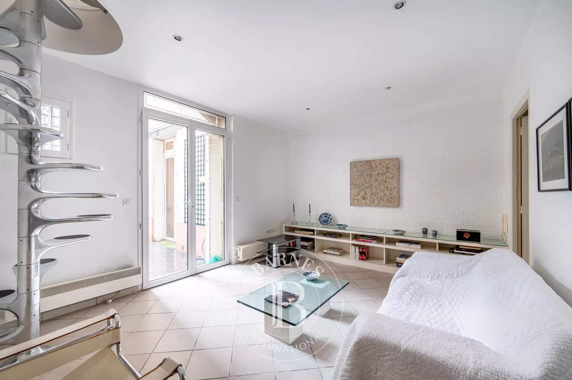 Neuilly-sur-Seine  - Piso 5 Cuartos 3 Habitaciones - picture 7