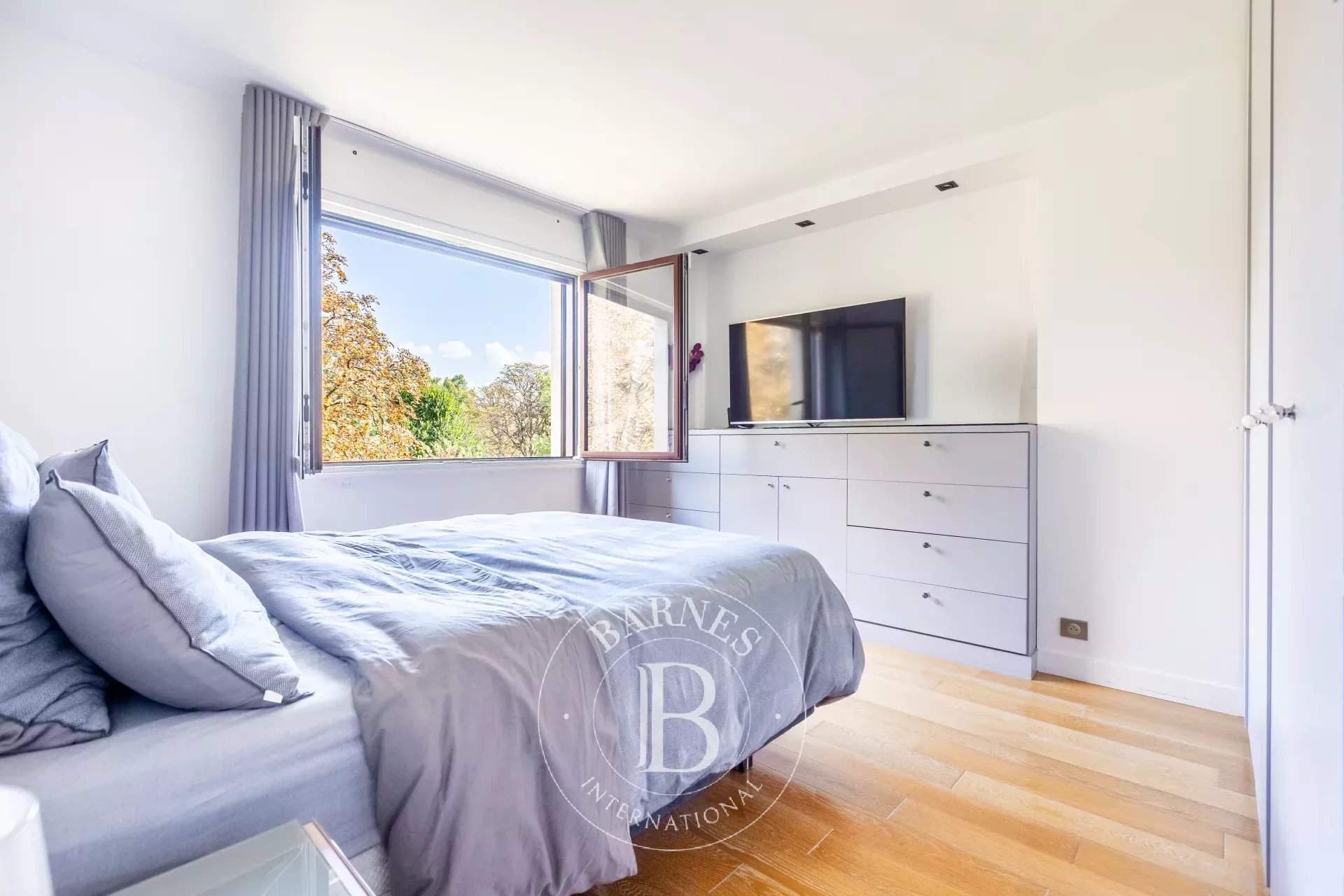 Neuilly-sur-Seine  - Appartement 5 Pièces 4 Chambres - picture 11