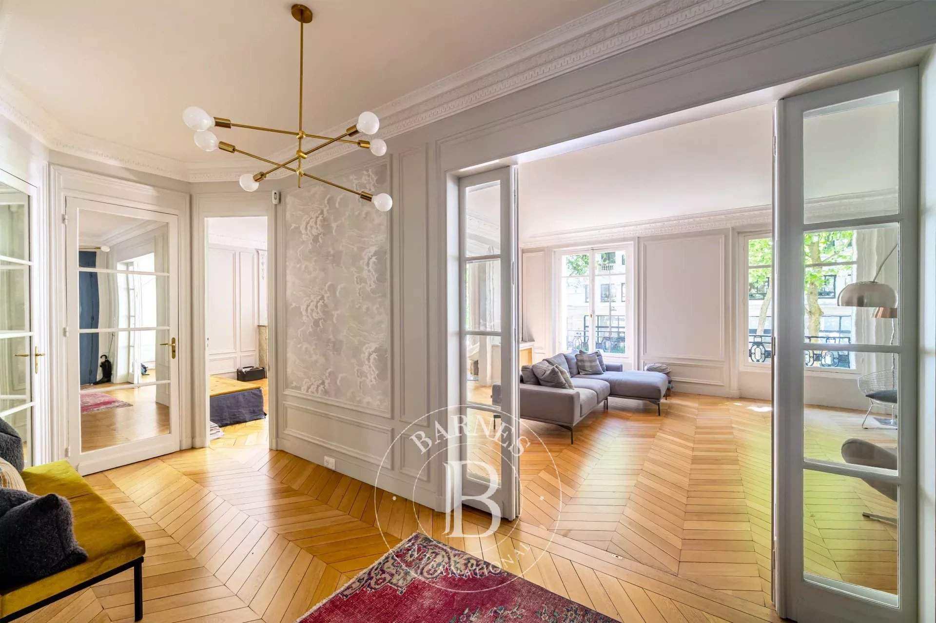 Neuilly-sur-Seine  - Appartement 5 Pièces 3 Chambres - picture 2