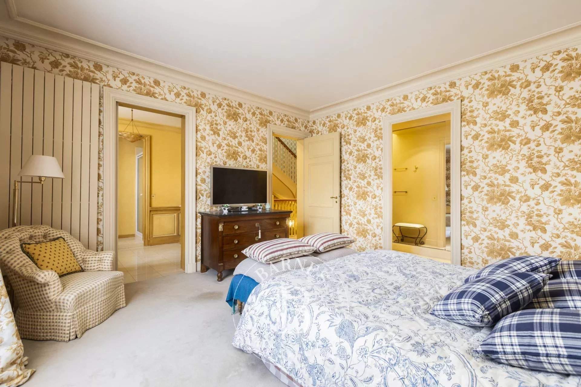 Neuilly-sur-Seine  - House 5 Bedrooms - picture 15