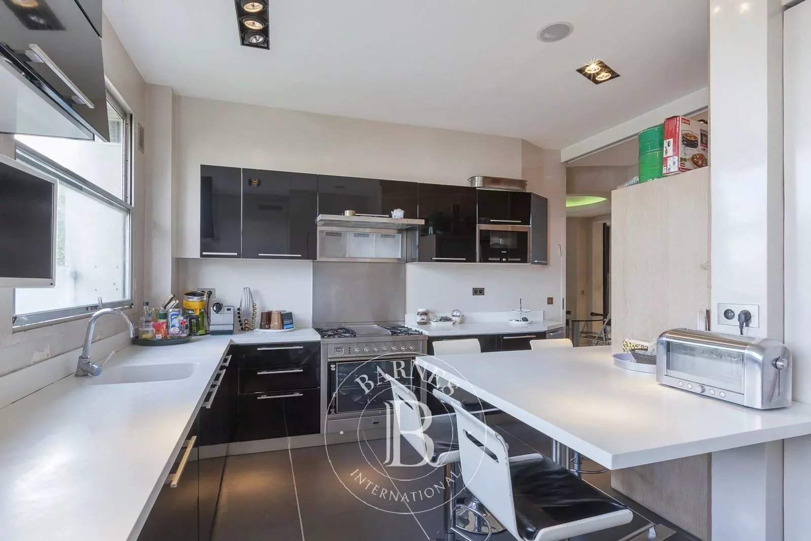 Neuilly-sur-Seine  - Piso 6 Cuartos 3 Habitaciones - picture 5