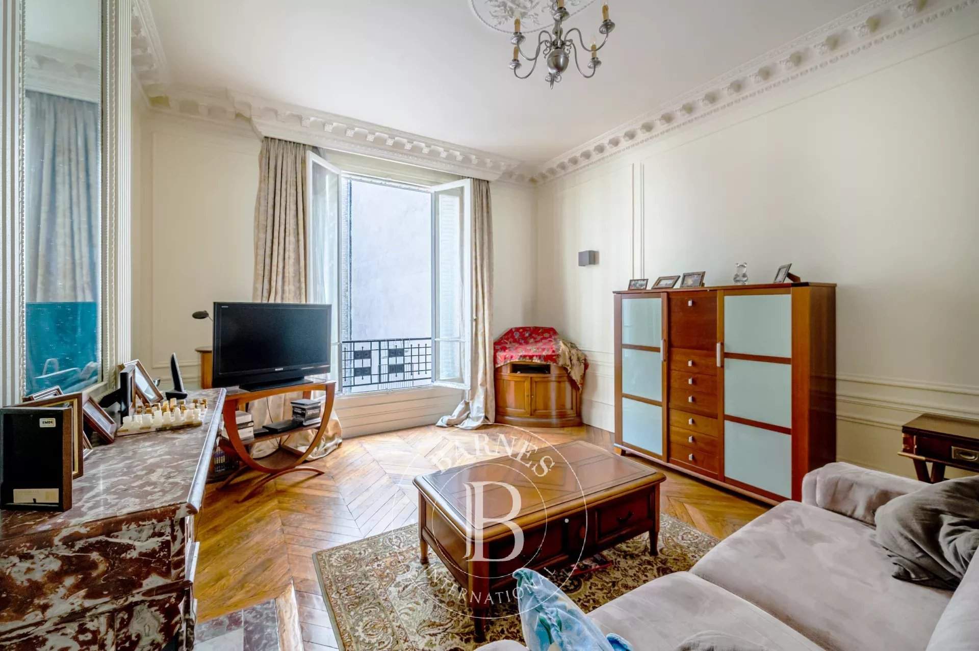 Neuilly-sur-Seine  - Appartement 6 Pièces 4 Chambres - picture 7