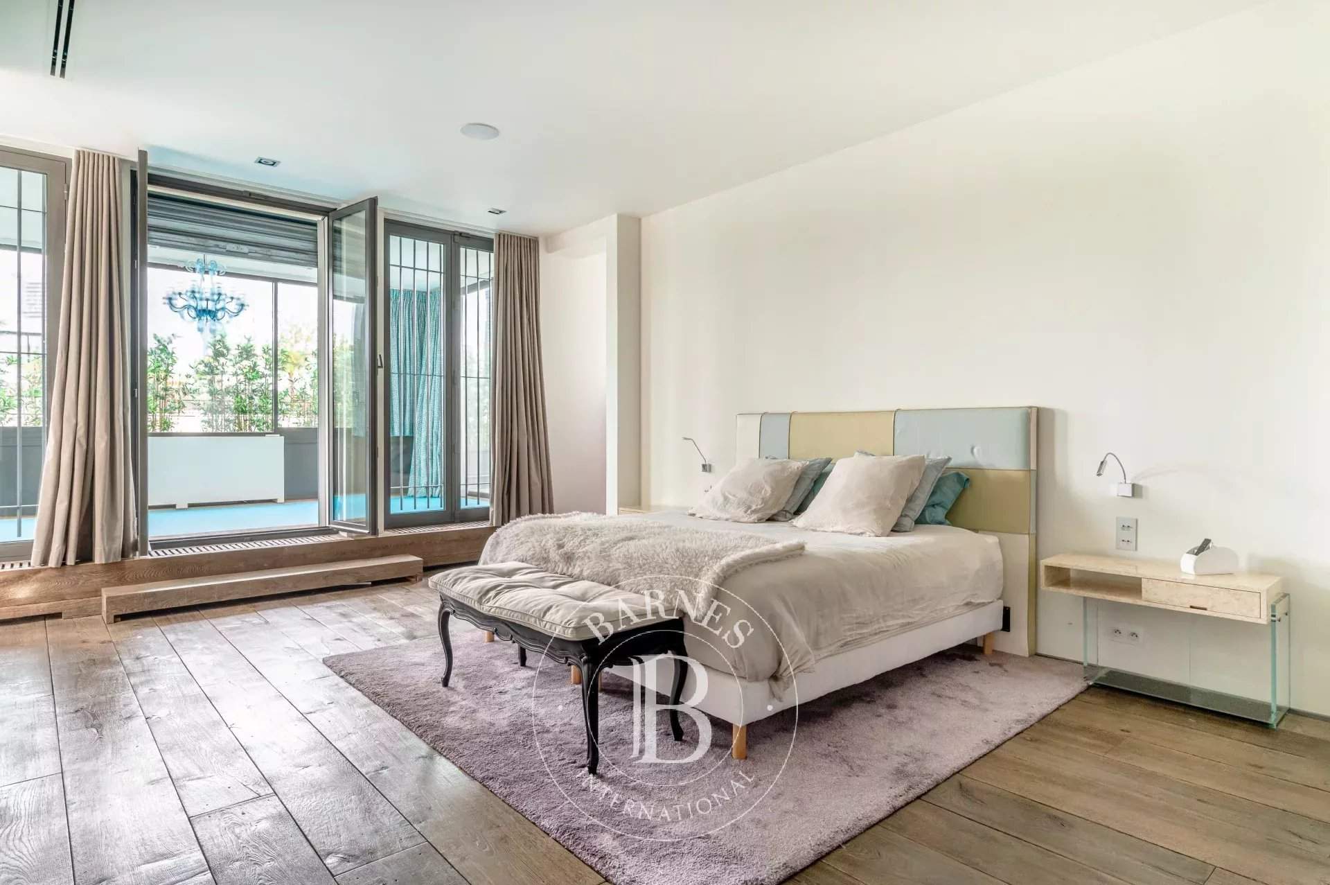 Neuilly-sur-Seine  - Mansion 5 Bedrooms - picture 12