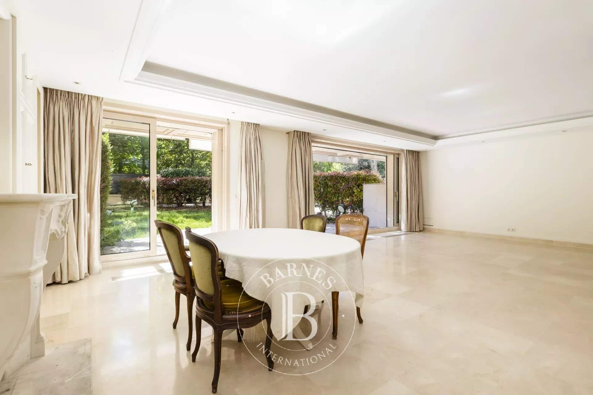 Neuilly-sur-Seine  - Piso 6 Cuartos 3 Habitaciones - picture 4